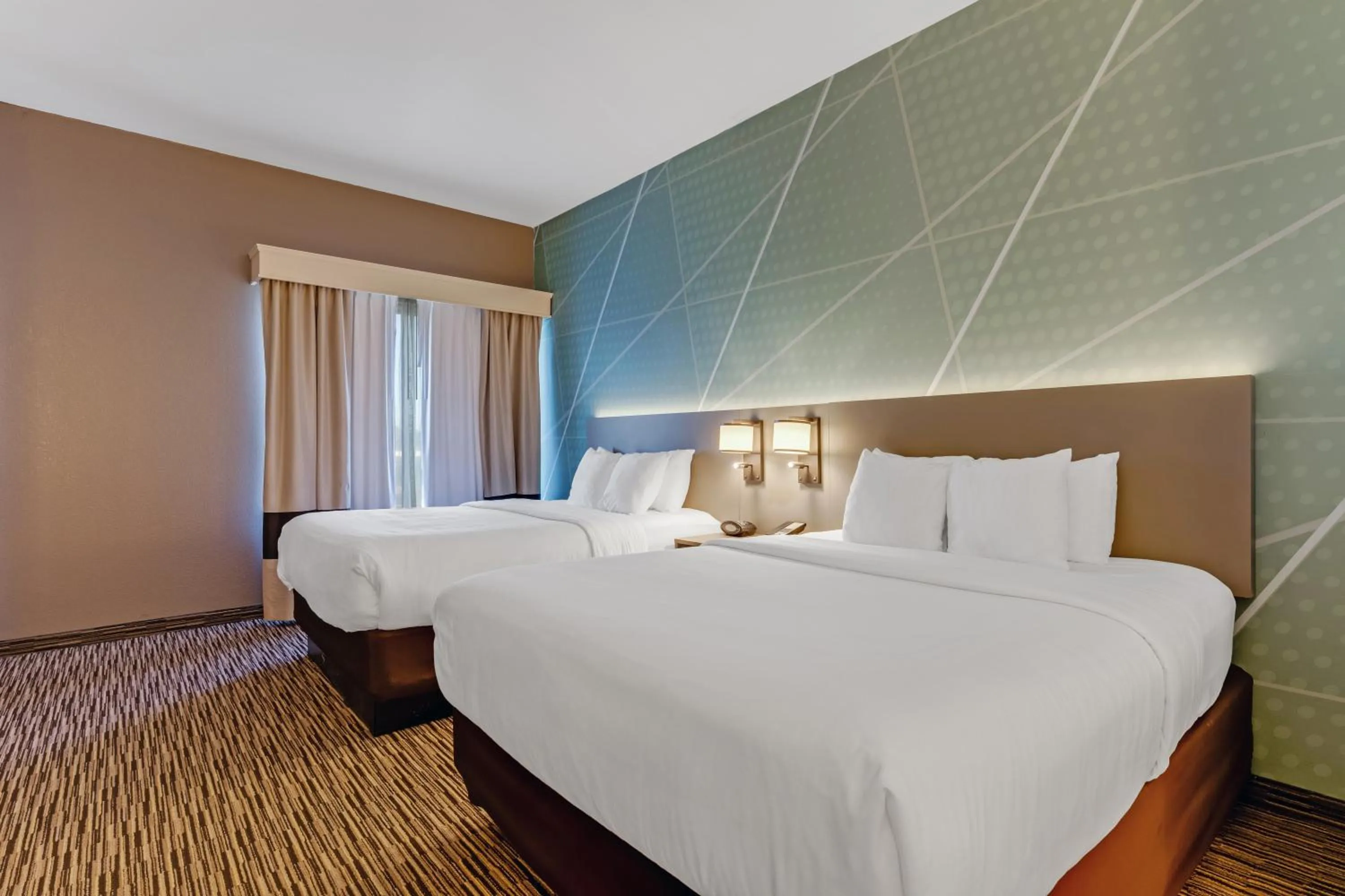 Bed in Comfort Suites Murfreesboro Shopping District