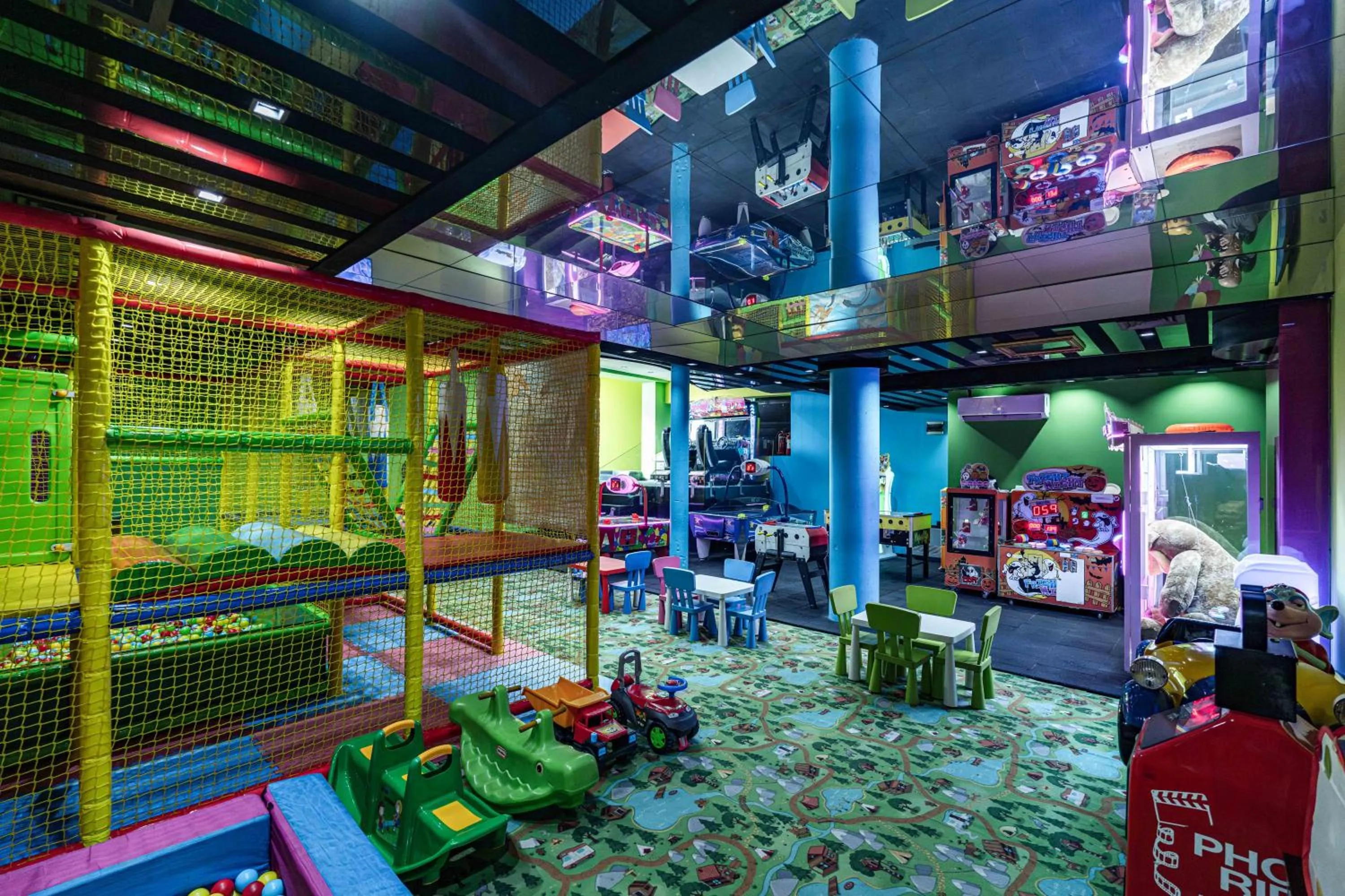 Game Room in Grand Hotel Bansko - Fitness & SPA