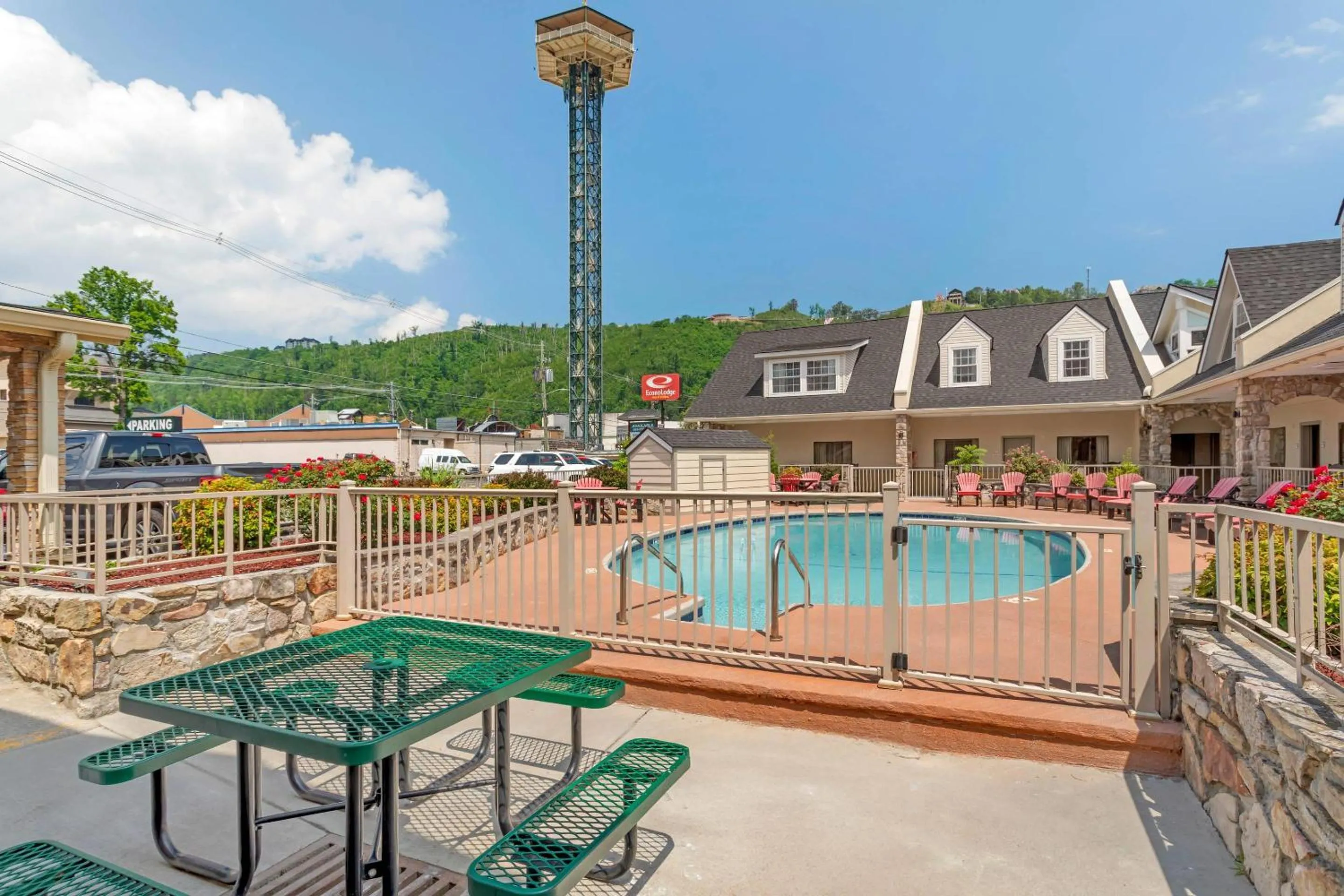 Swimming pool in Econo Lodge Inn & Suites Gatlinburg at the Convention Center