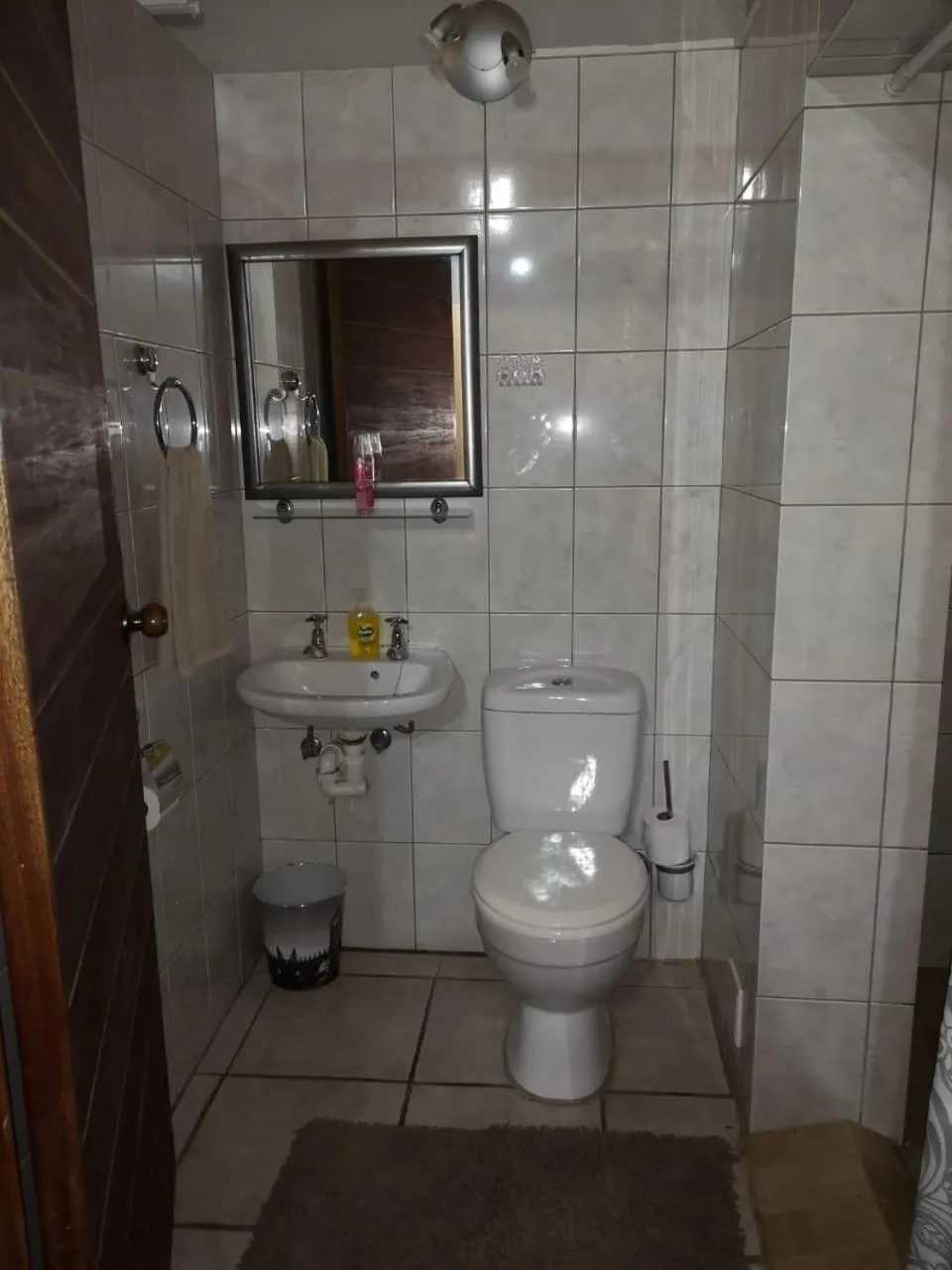 Toilet in TwinnPalms Accommodation