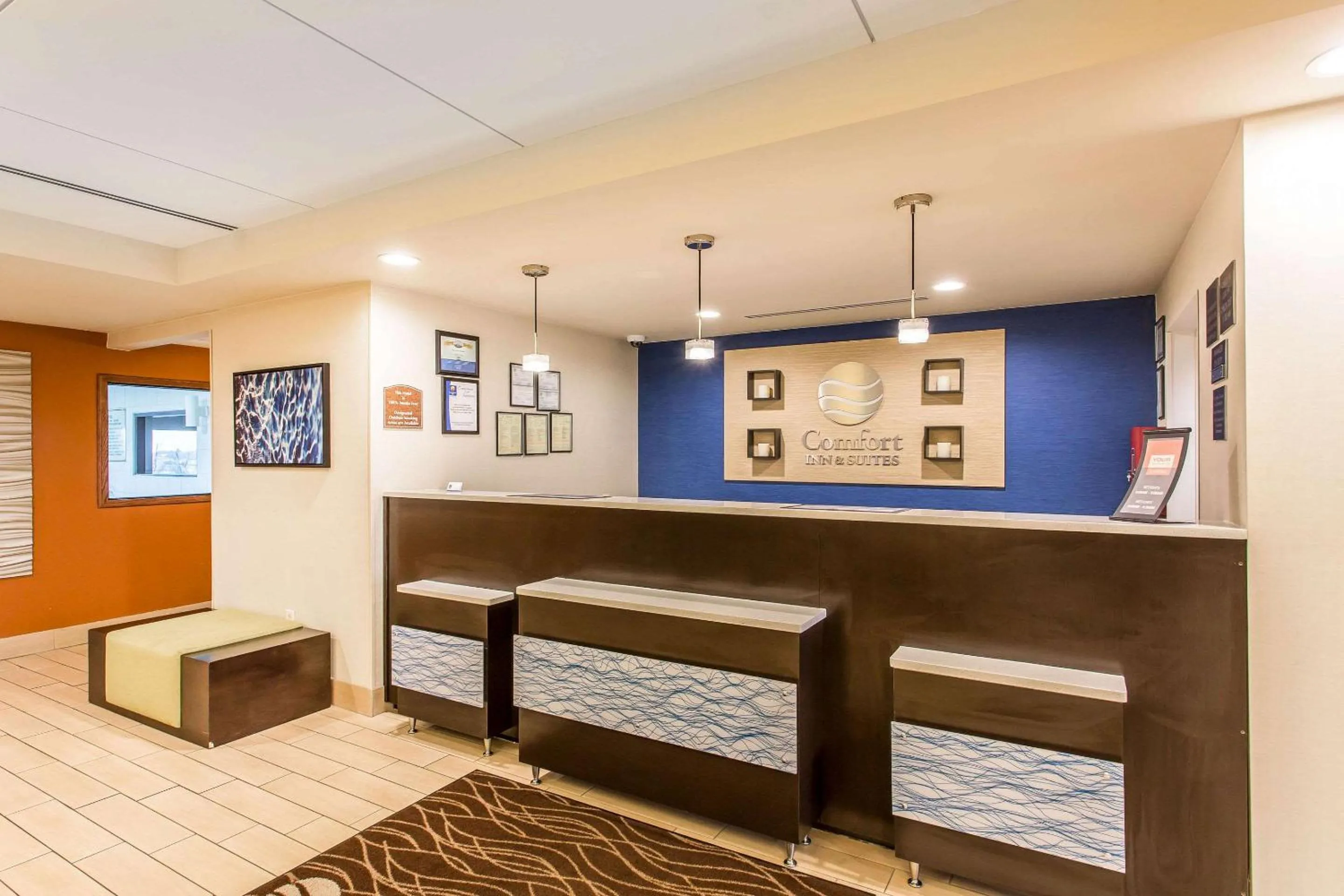 Lobby or reception in Comfort Inn & Suites Cookeville