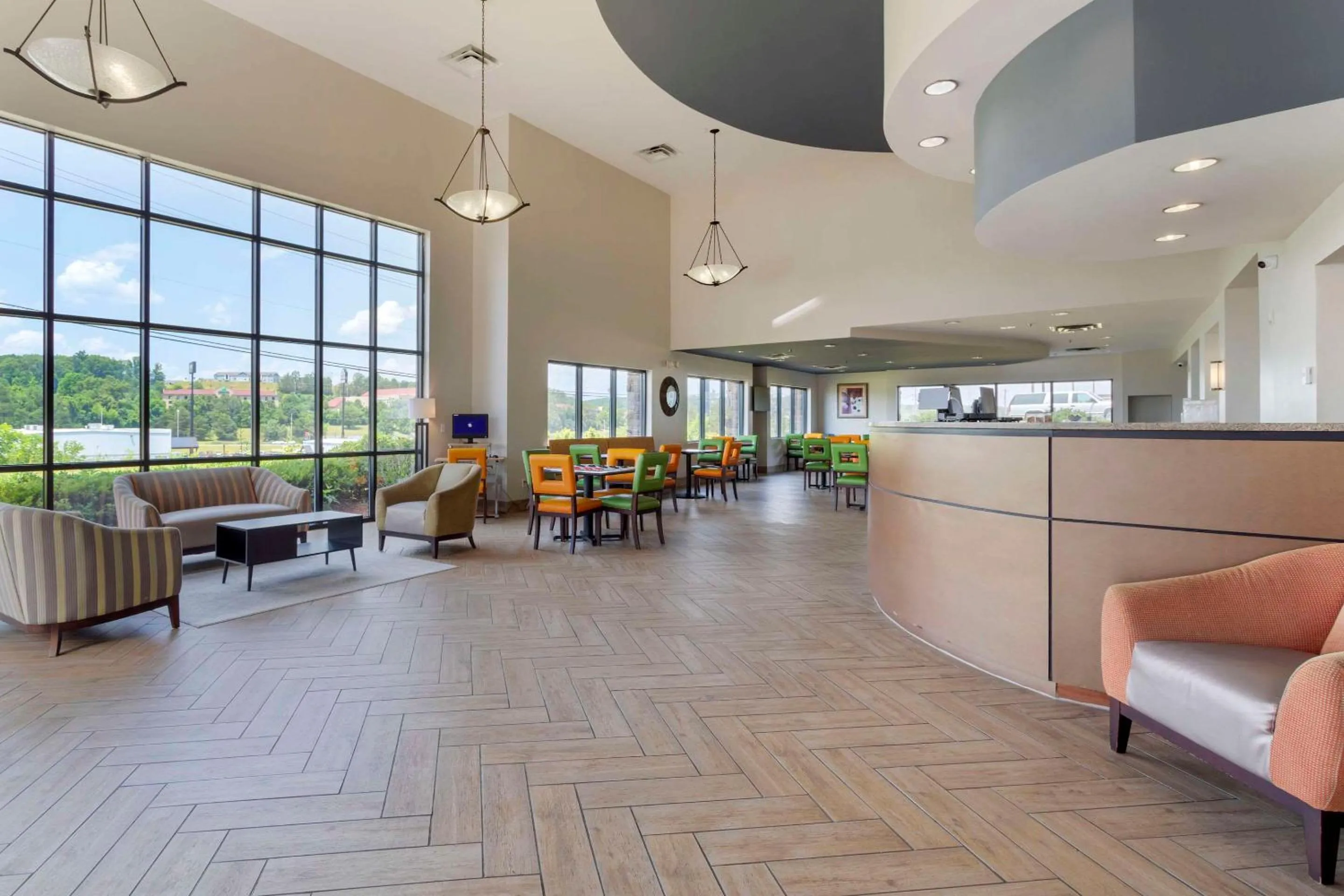 Lobby or reception in Comfort Suites Kodak Sevierville