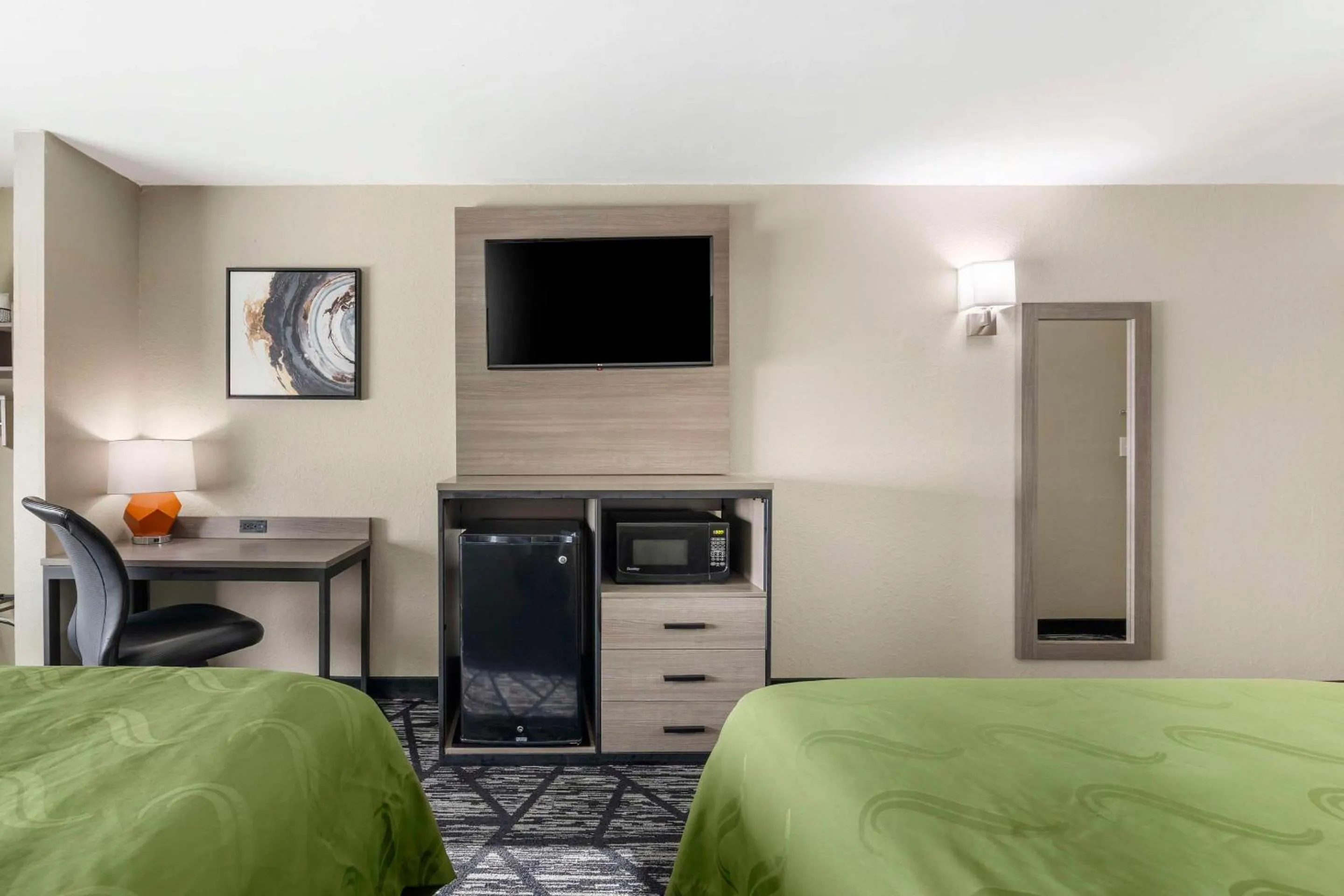 Bedroom, Bed in Quality Inn Jackson Northwest