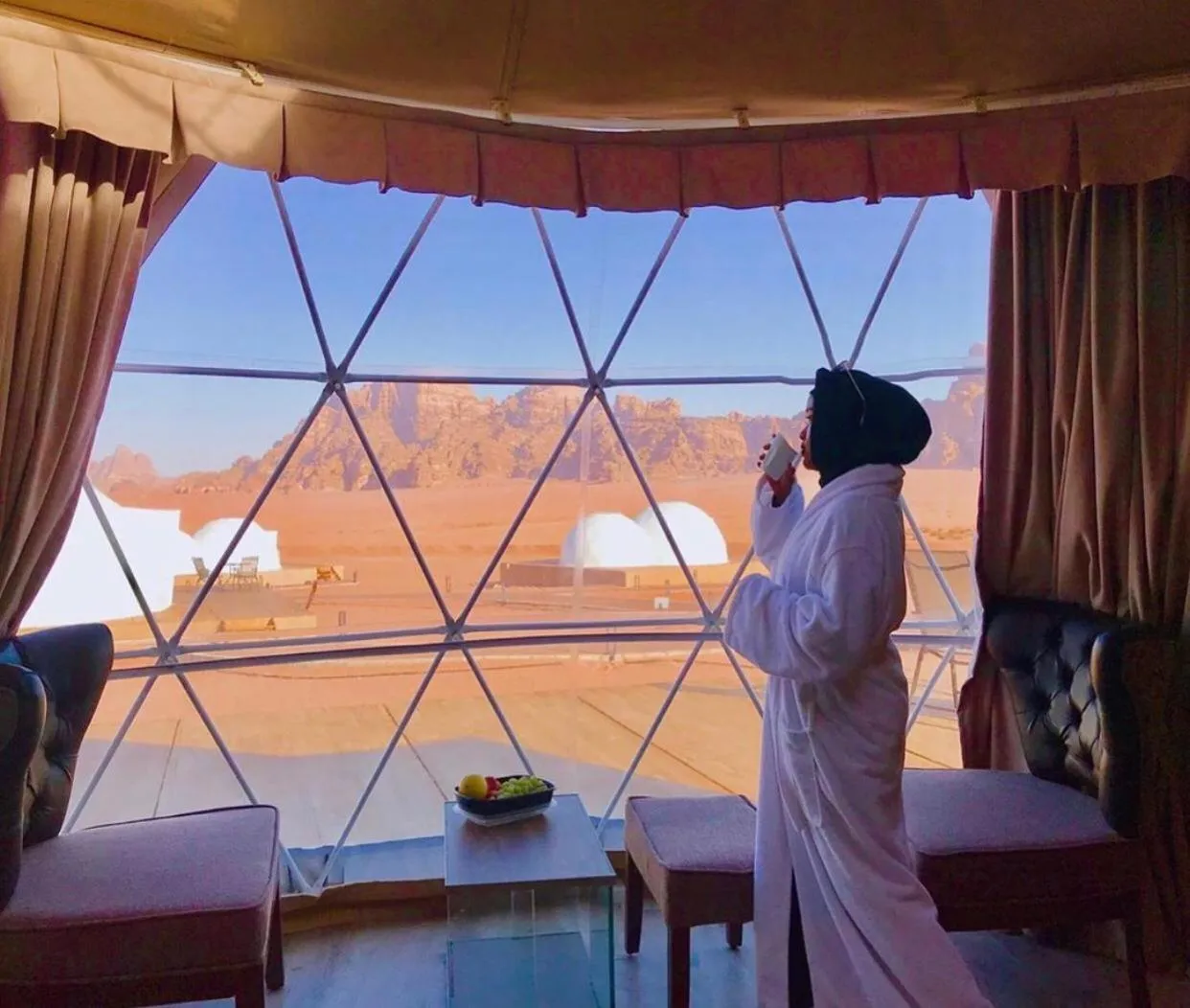 Decorative detail in Wadi Rum UFO Luxotel