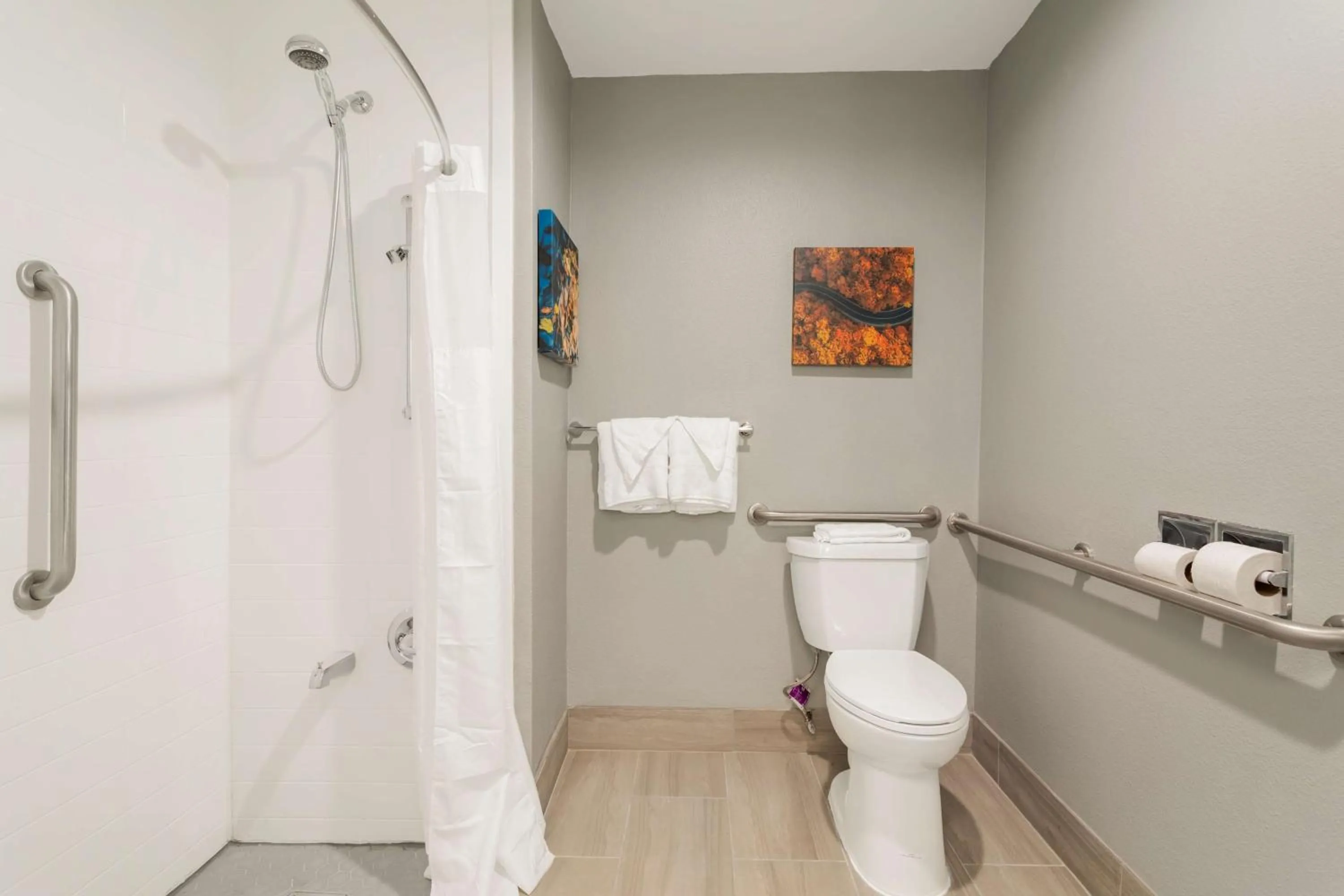 Bathroom in Best Western Plus Cleveland Inn & Suites