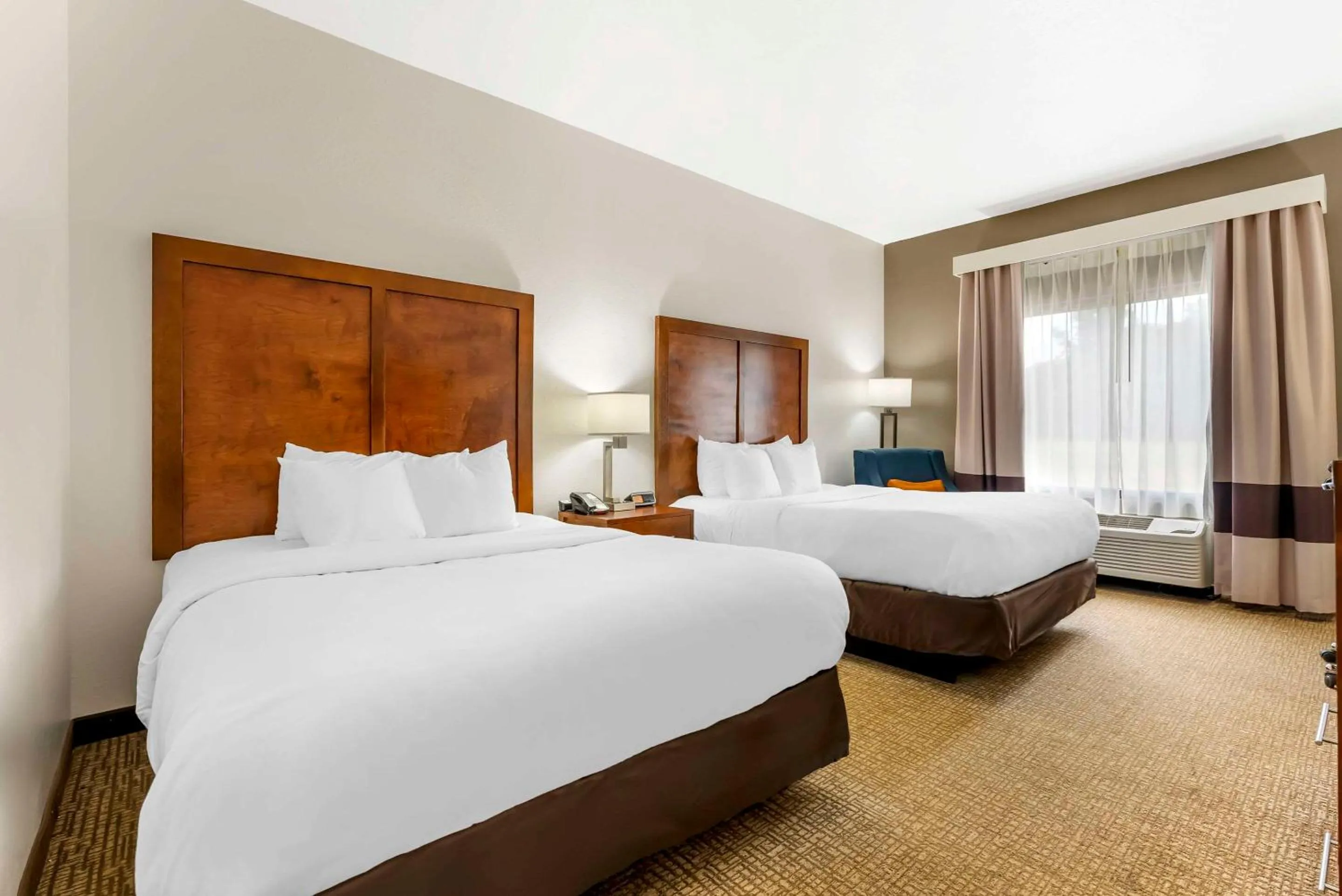 Bedroom, Bed in Comfort Inn Brownsville I-40