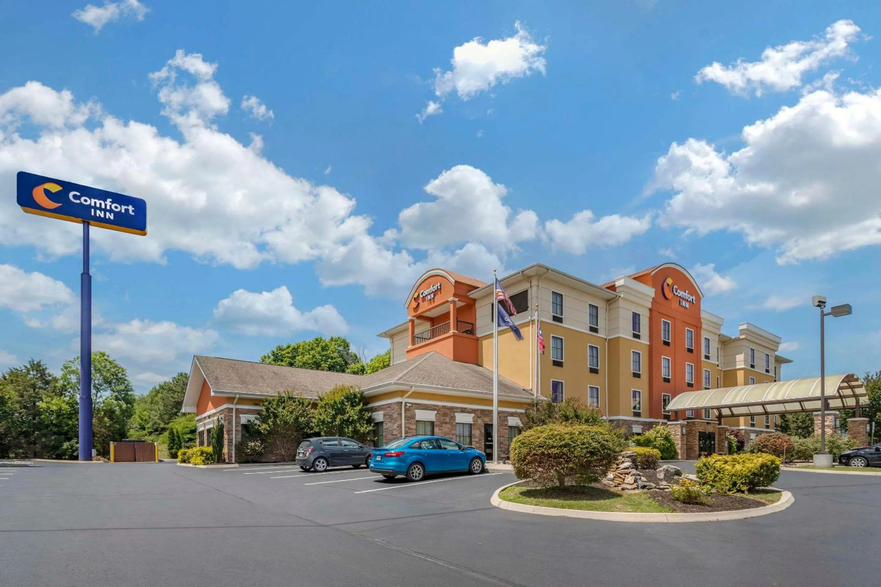Property building in Comfort Inn Athens I - 75