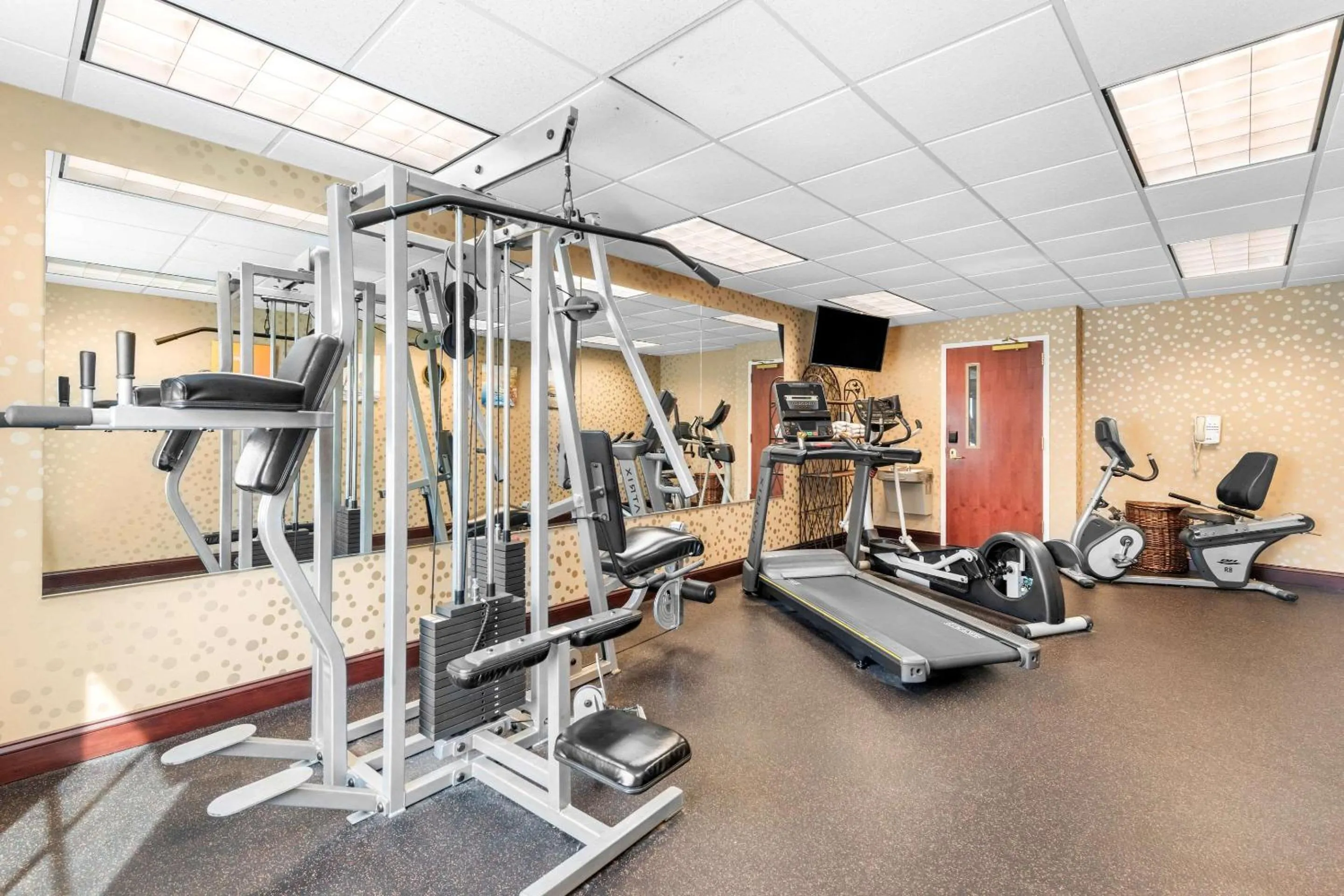 Fitness centre/facilities in Comfort Inn Harriman