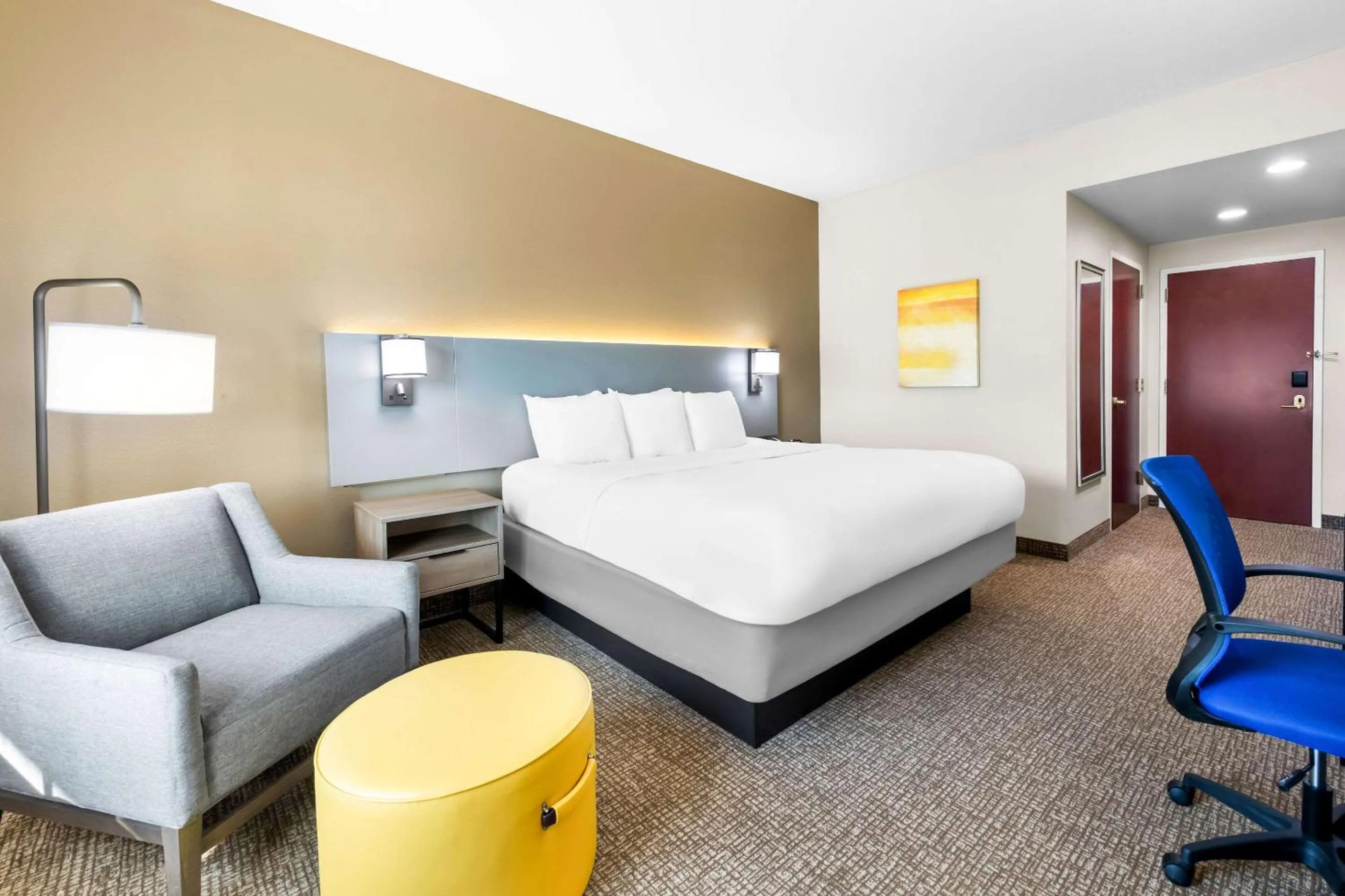 Bedroom, Bed in Comfort Inn Harriman