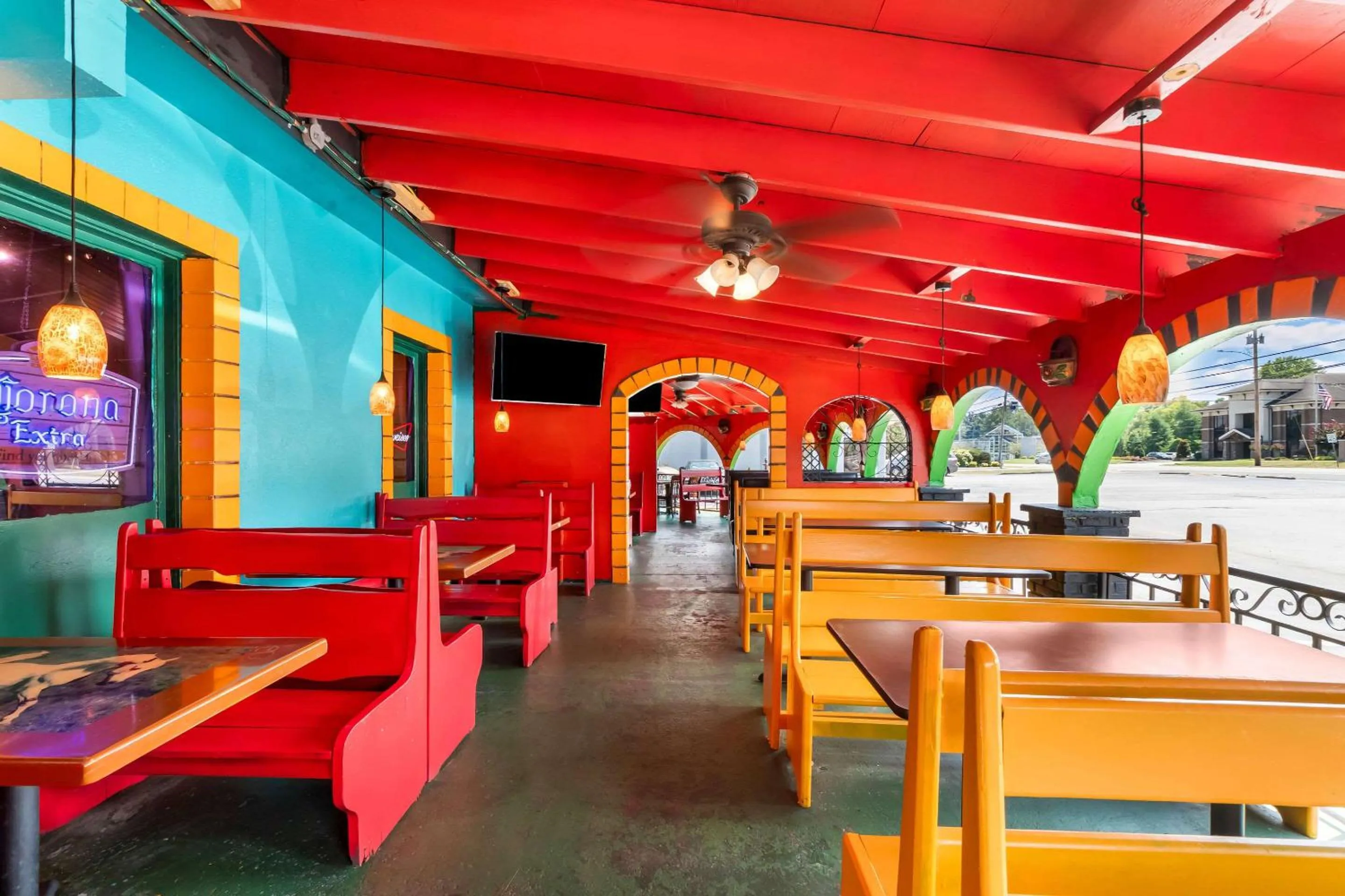 Restaurant/places to eat in Quality Inn Tullahoma