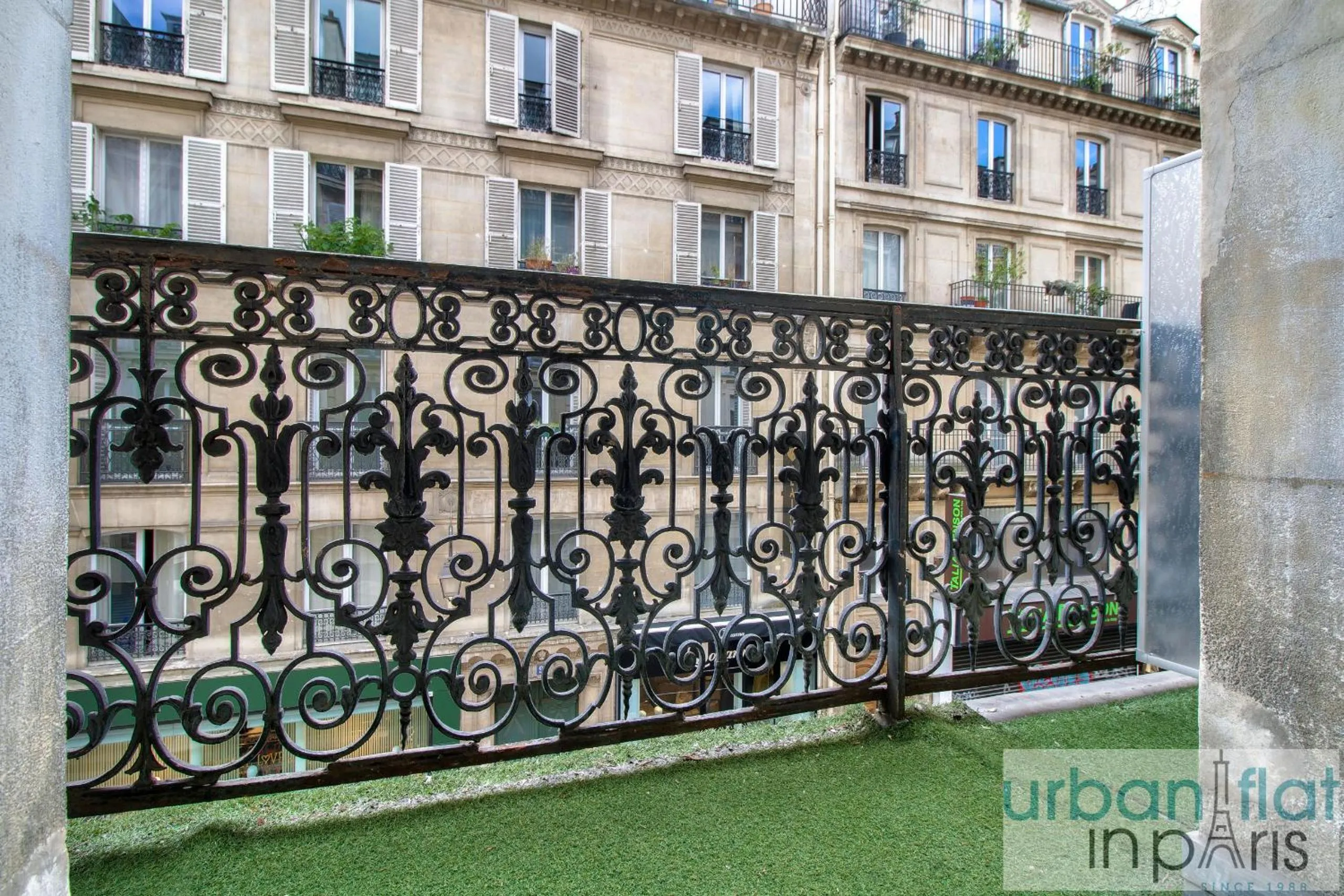 24 - Luxury Home in Paris Montorgueil