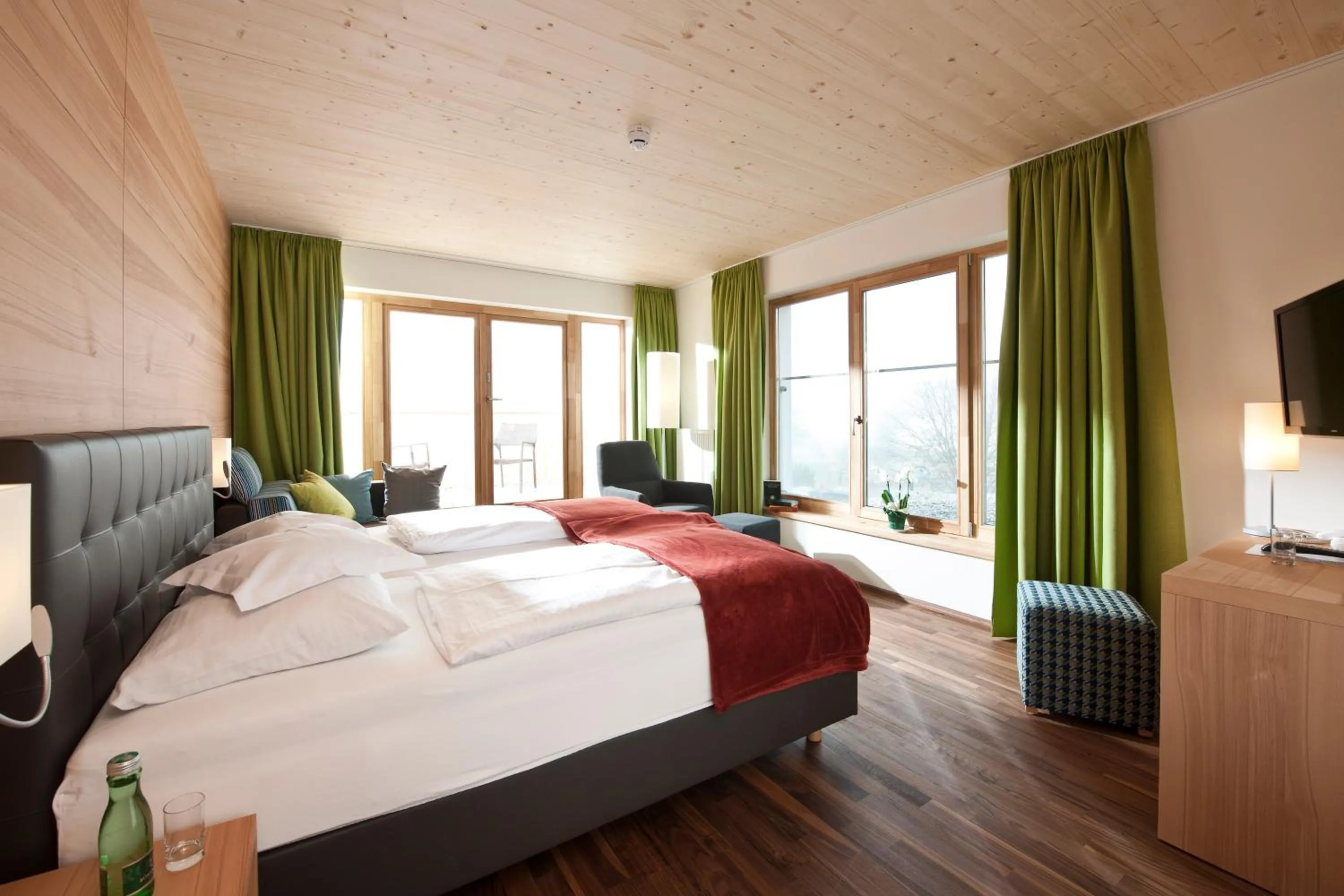 Bed in Familien- Sportresort BRENNSEEHOF