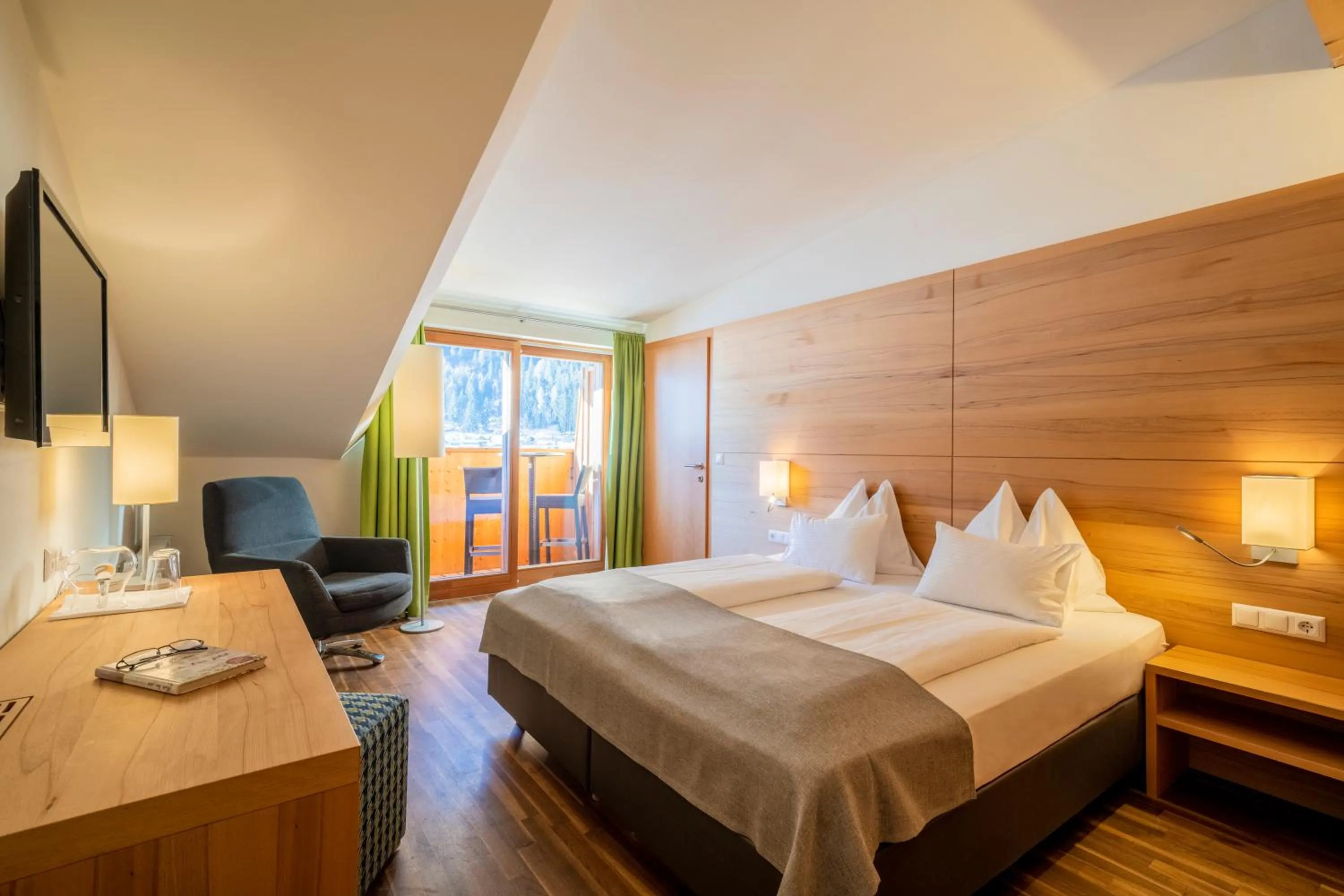 Photo of the whole room, Bed in Familien- Sportresort BRENNSEEHOF