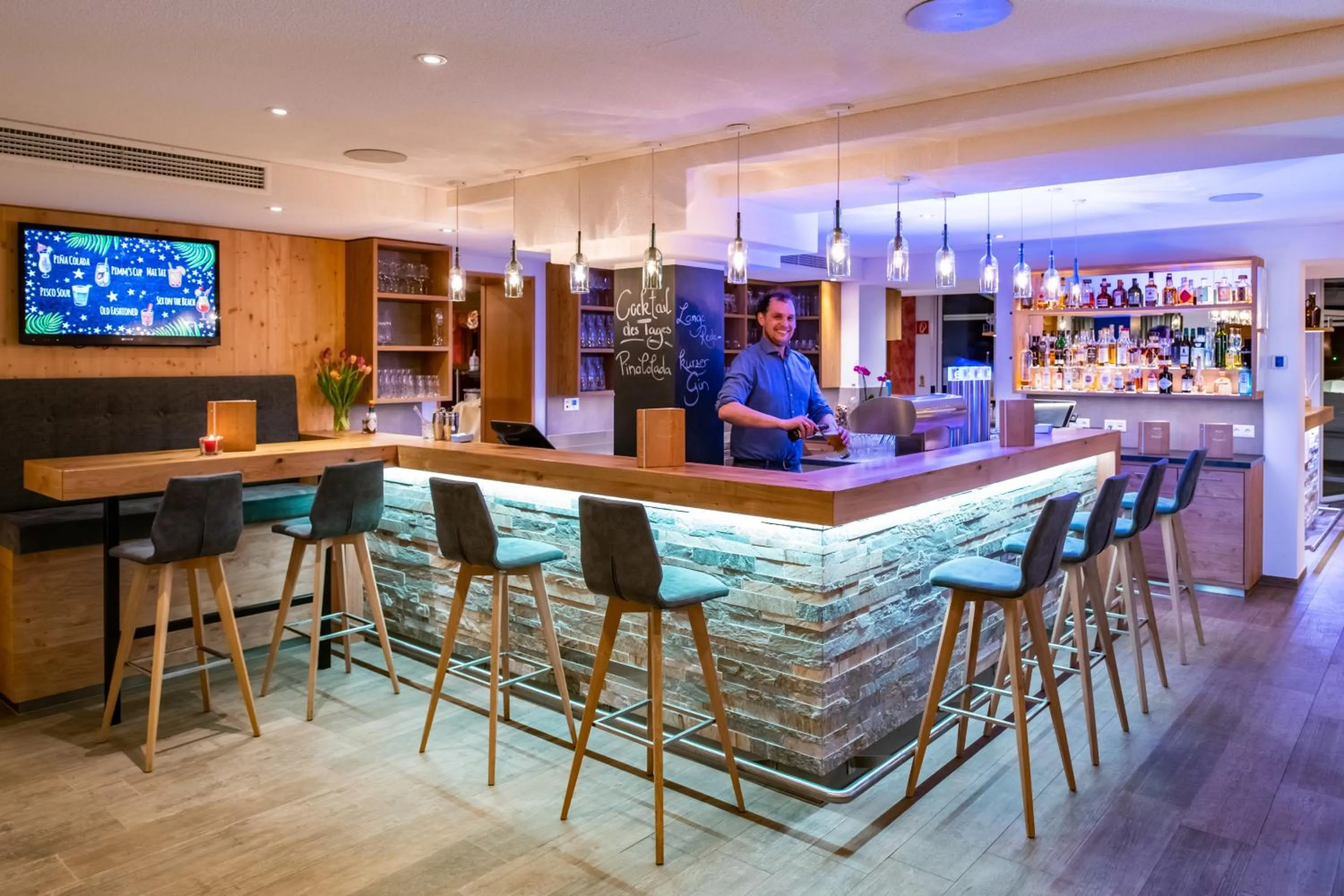 Lounge or bar in Familien- Sportresort BRENNSEEHOF