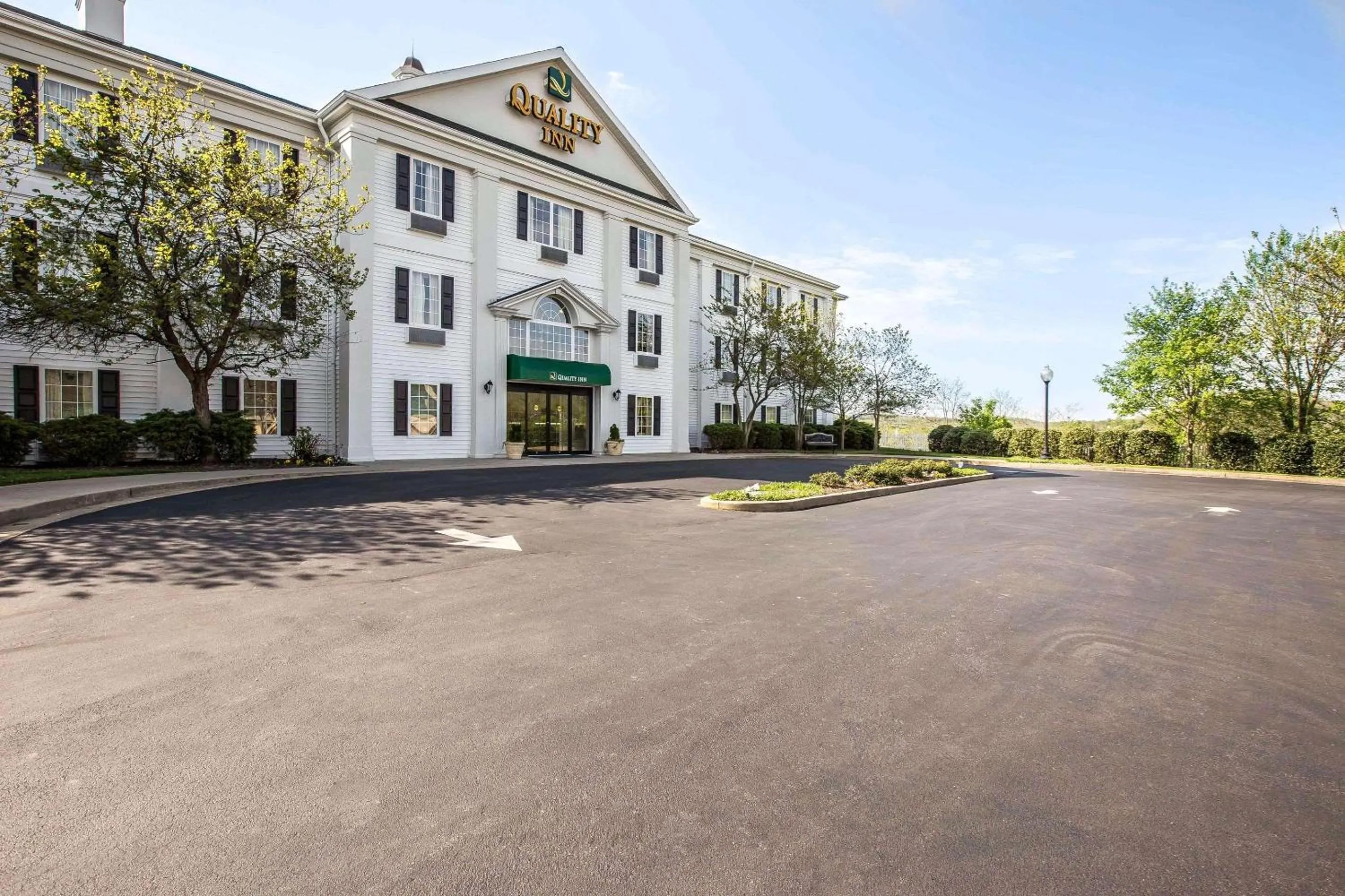 Property building in Quality Inn Kingsport South