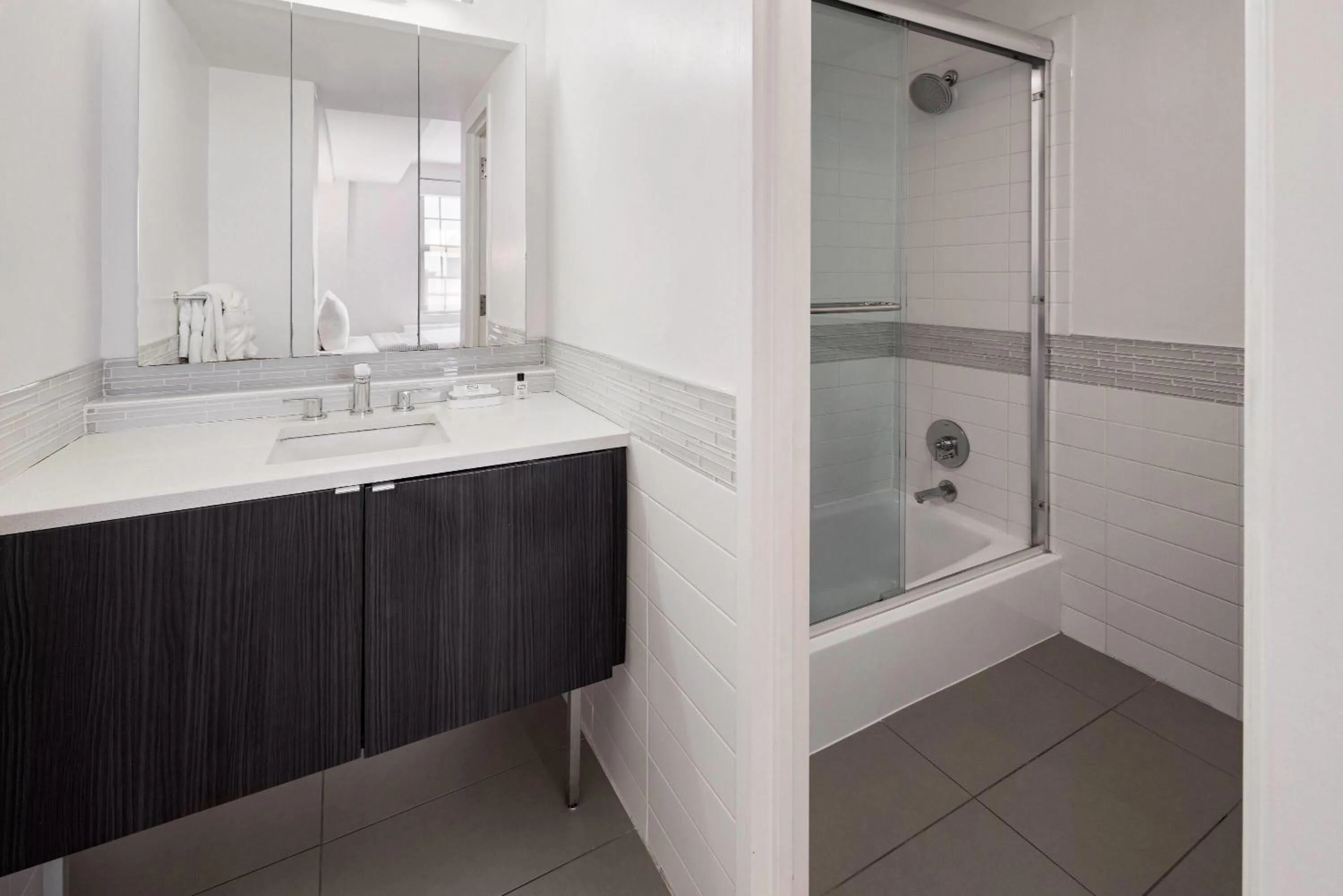 Bathroom in The Beekman Tower, Trademark Collection by Wyndham