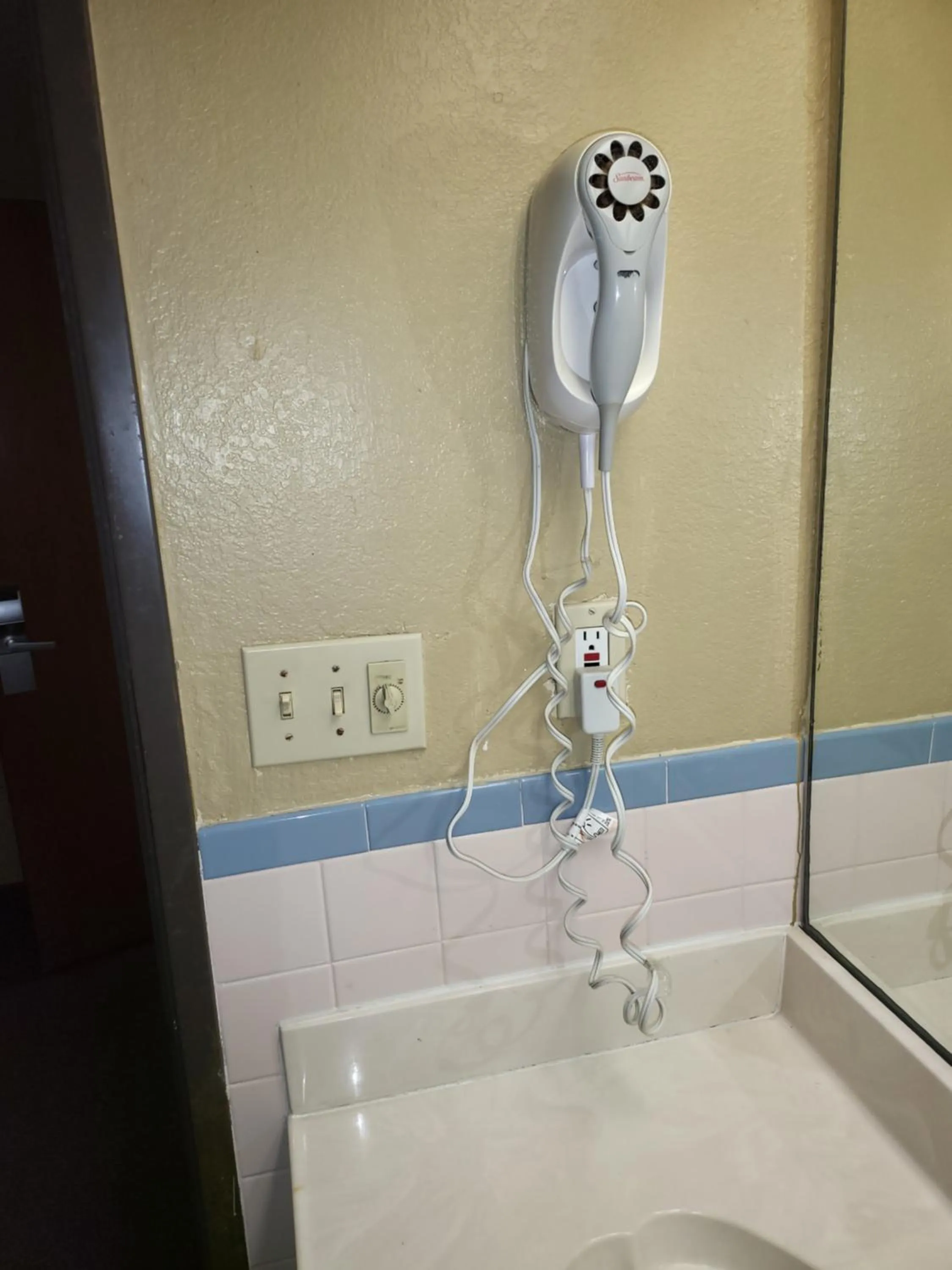 Bathroom in Americas Best Value Inn Pharr/McAllen