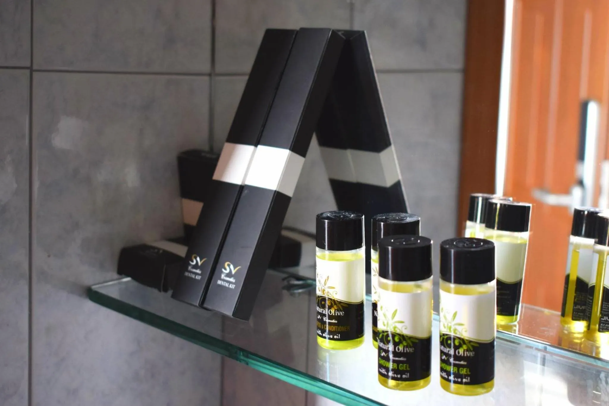 Bathroom in Hotel Akti Ouranoupoli Beach Resort