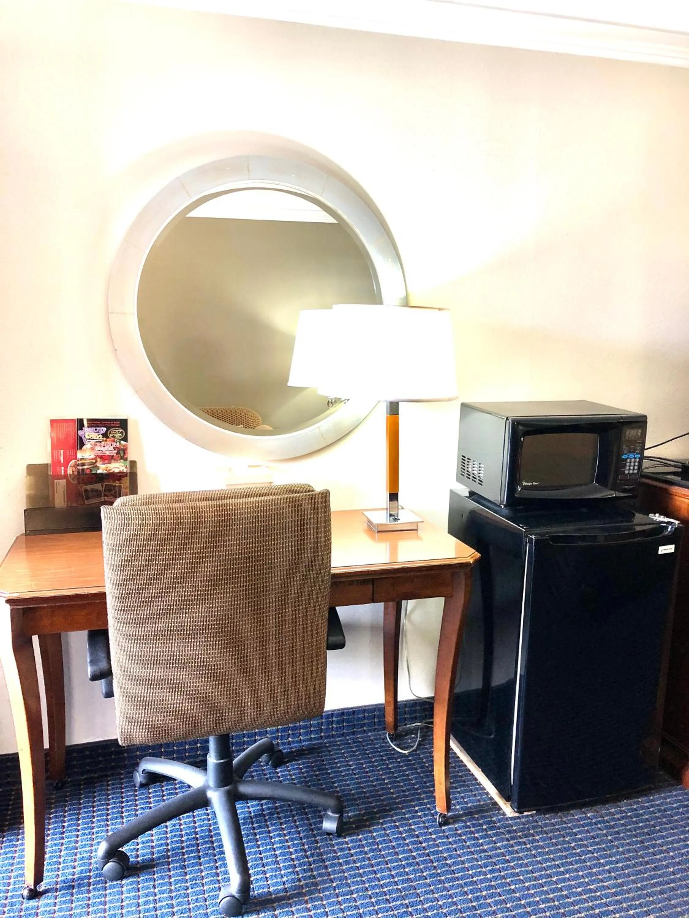 University Inn & Suites