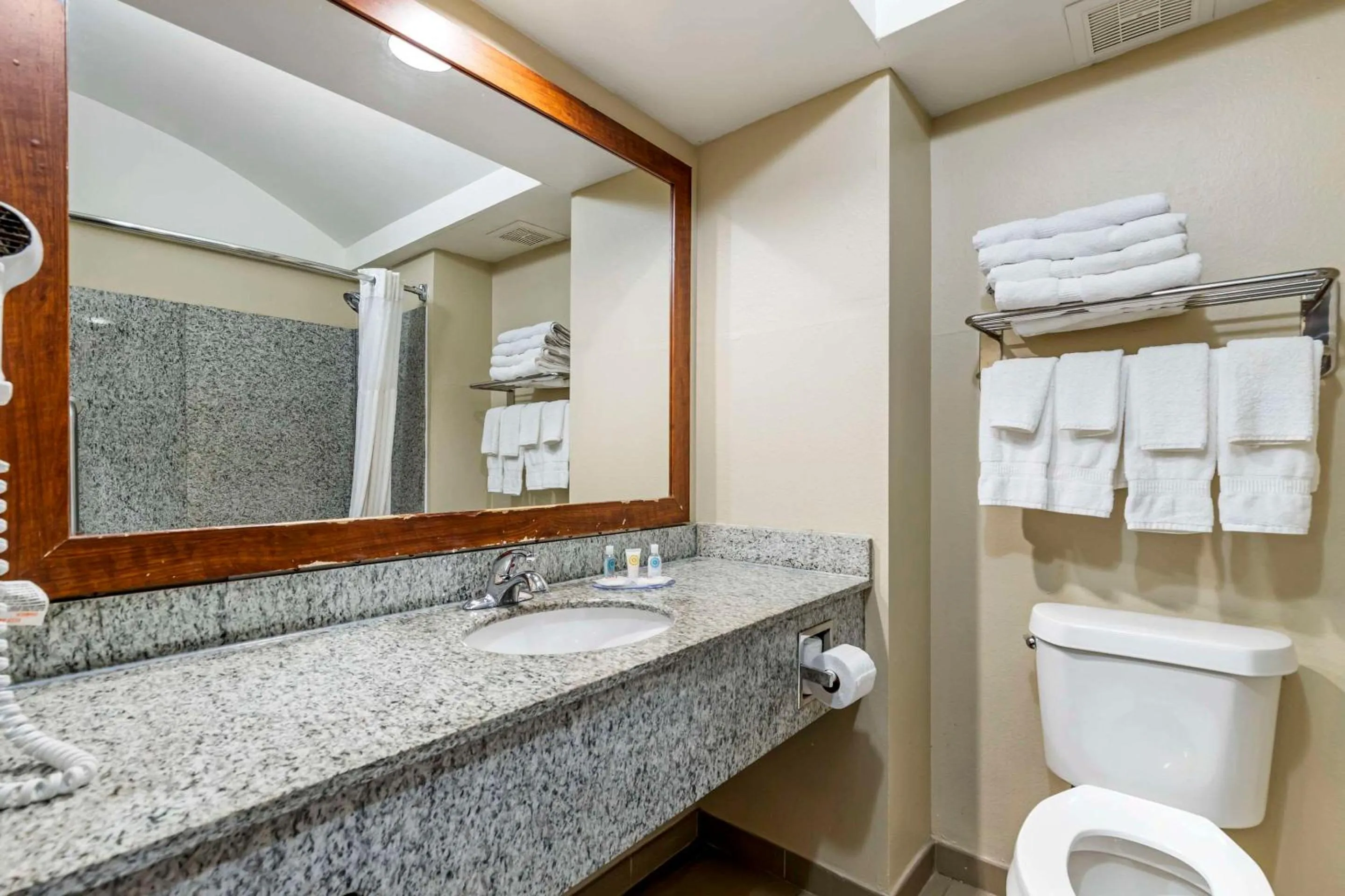 Bedroom in Comfort Inn & Suites