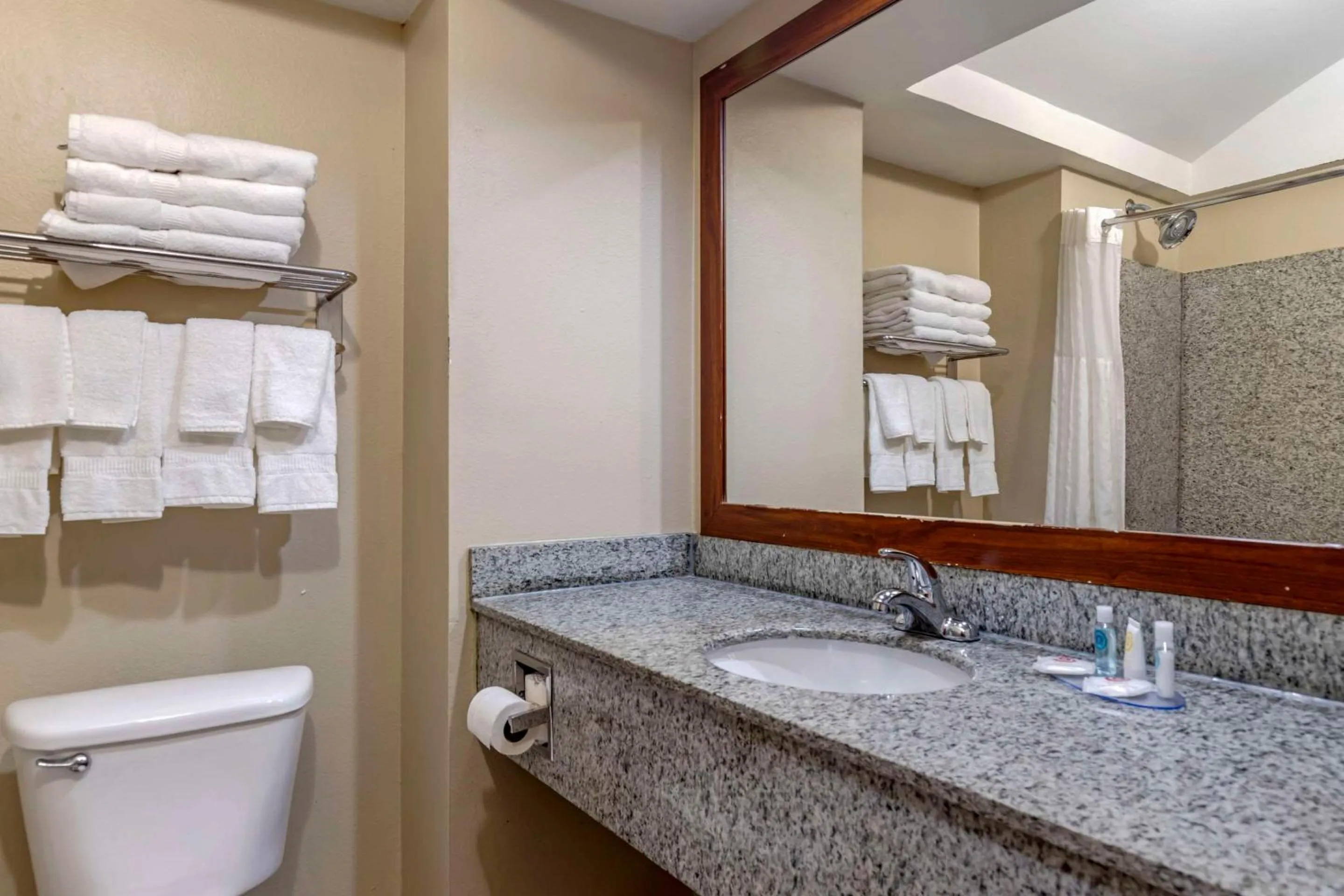 Bedroom in Comfort Inn & Suites