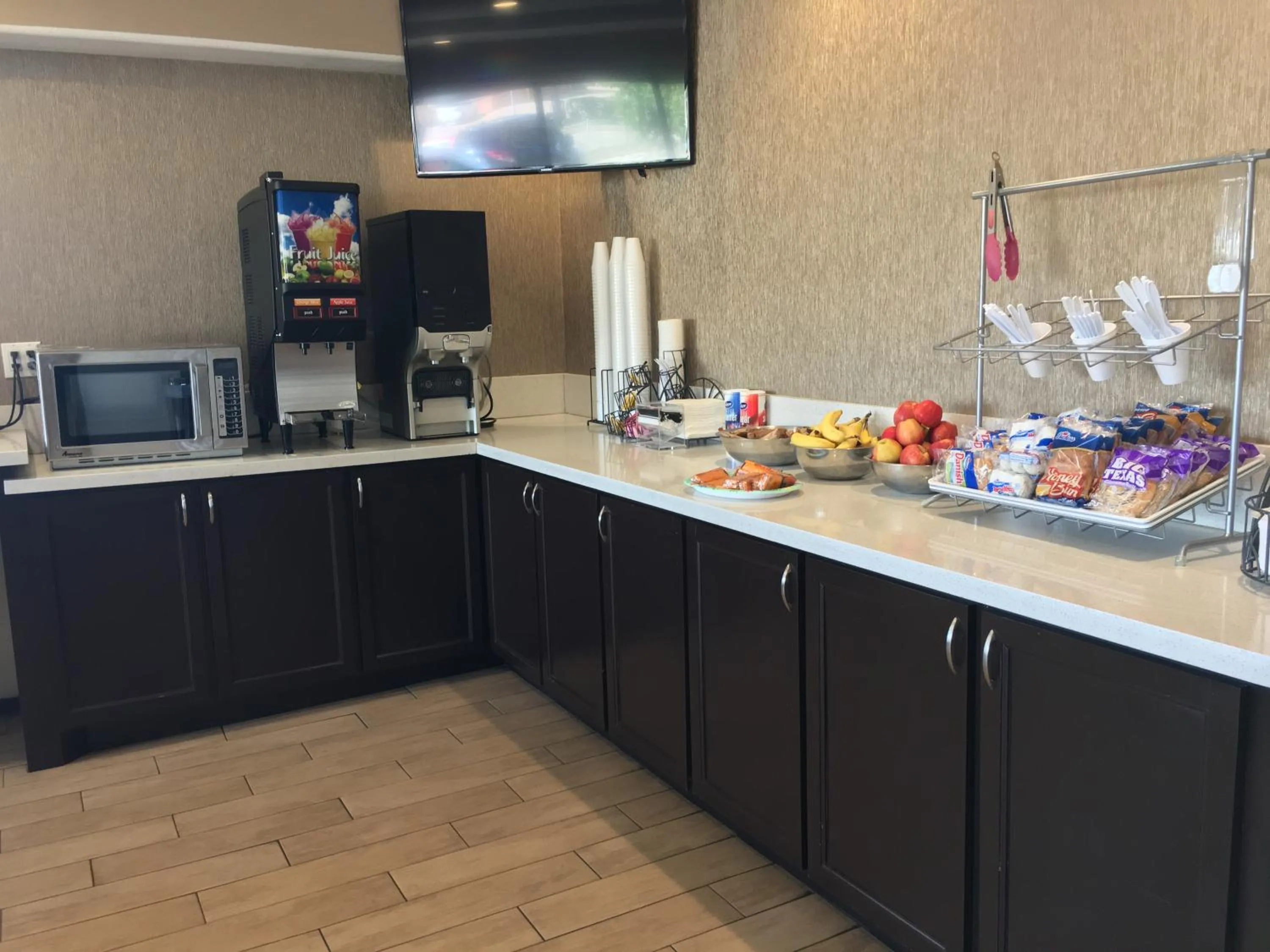 Breakfast in Americas Best Value Inn-Near NRG Park/Medical Center