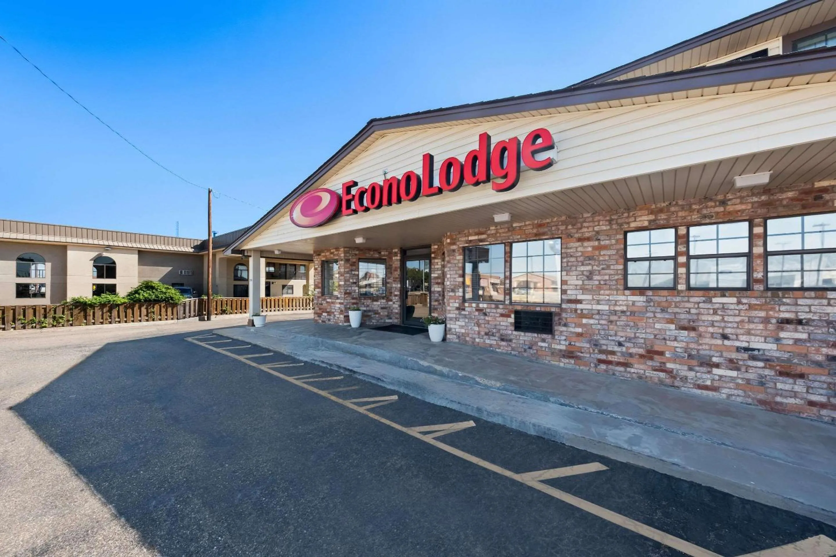 Property building in Econo Lodge Dumas