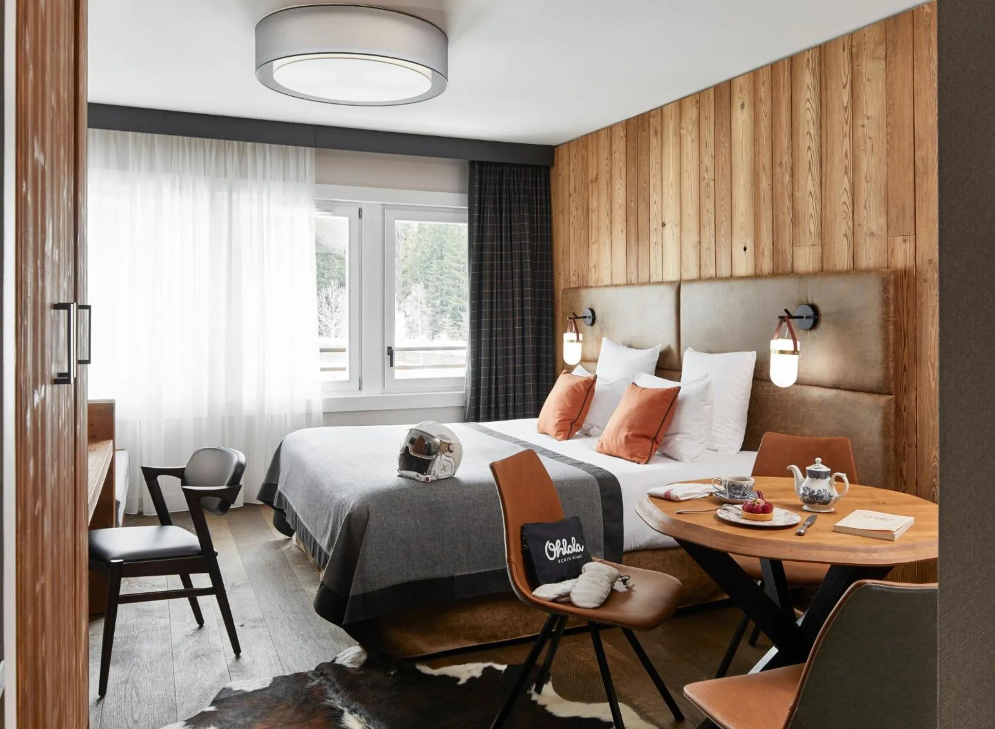 Bedroom, Bed in Ecrin Blanc Resort Courchevel - Aquapark