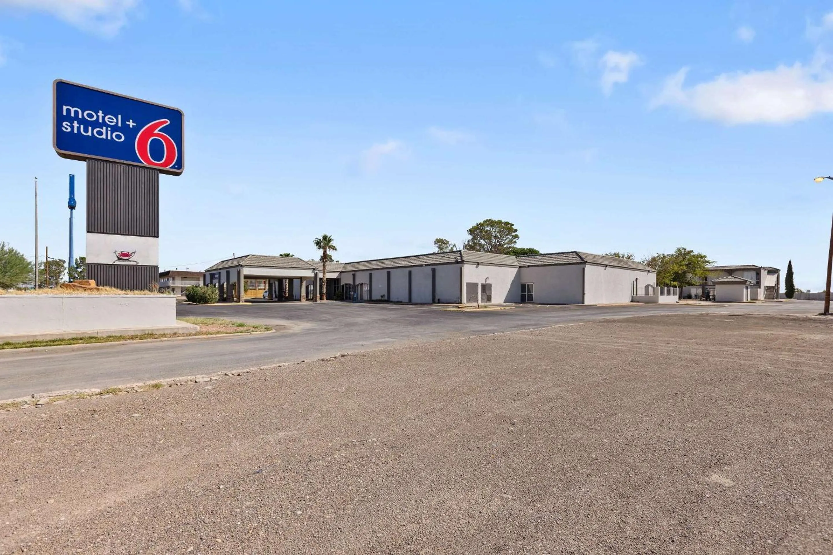 Property building in Motel 6 Pecos TX