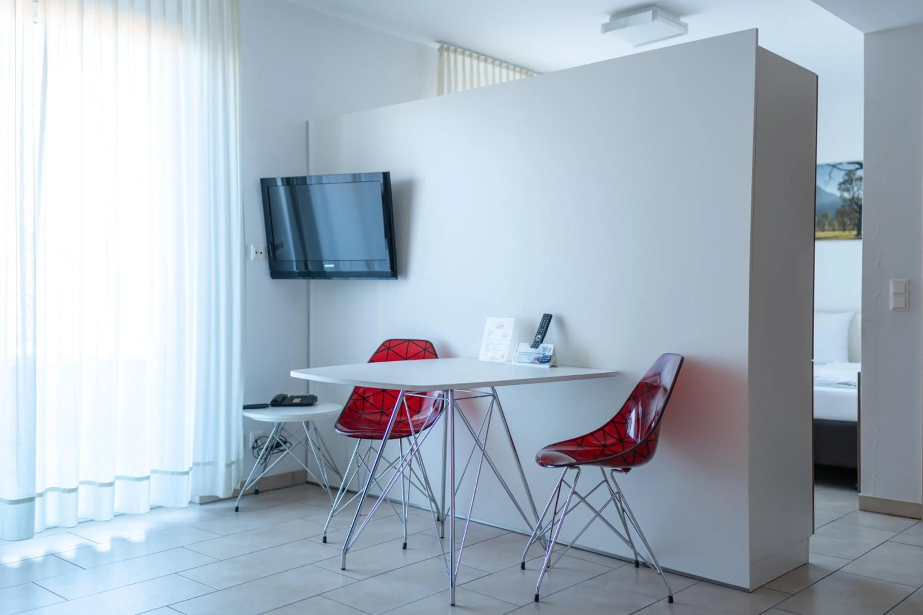 TV and multimedia in first Apart