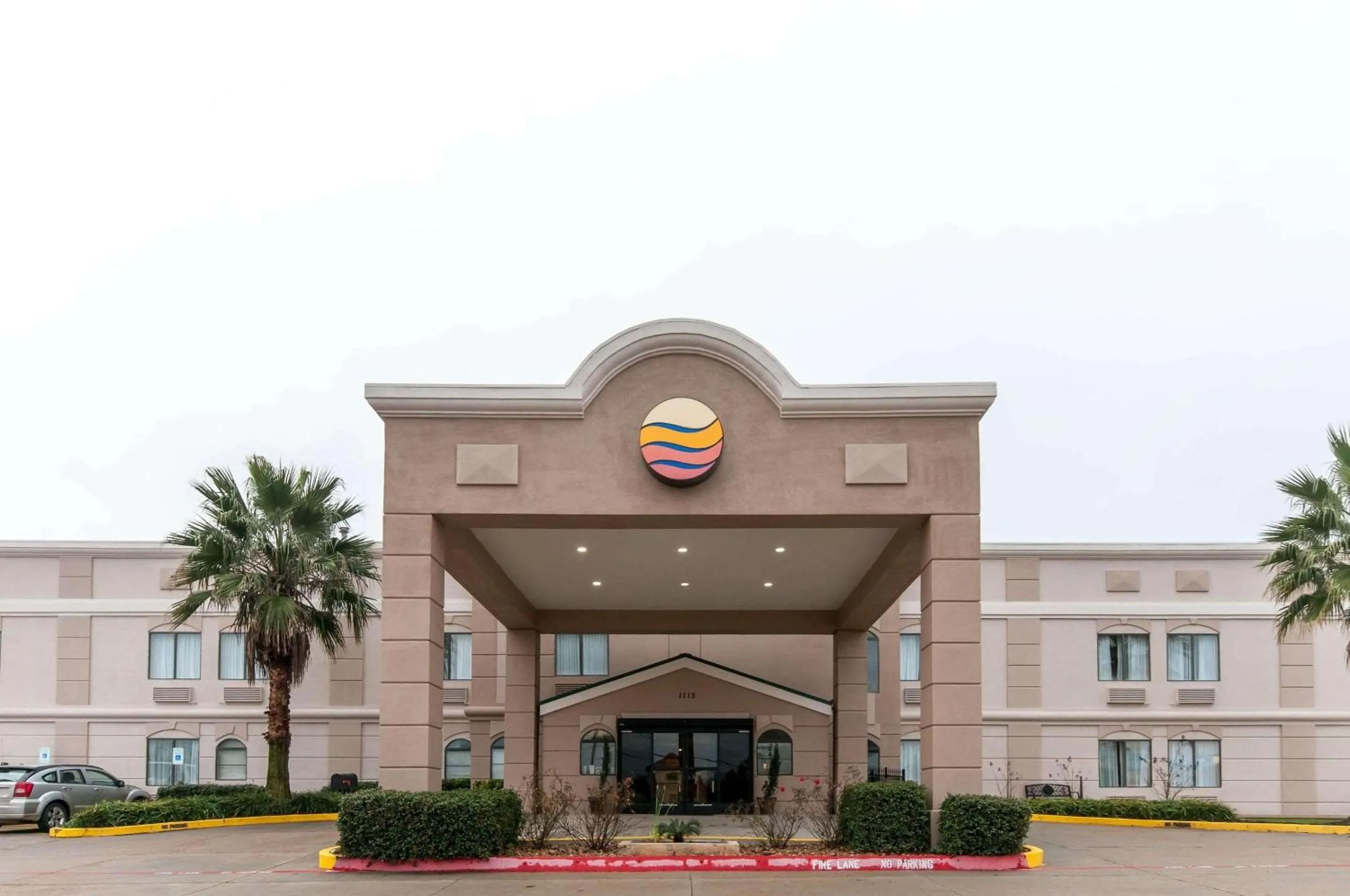 Property building in Comfort Inn North Conroe
