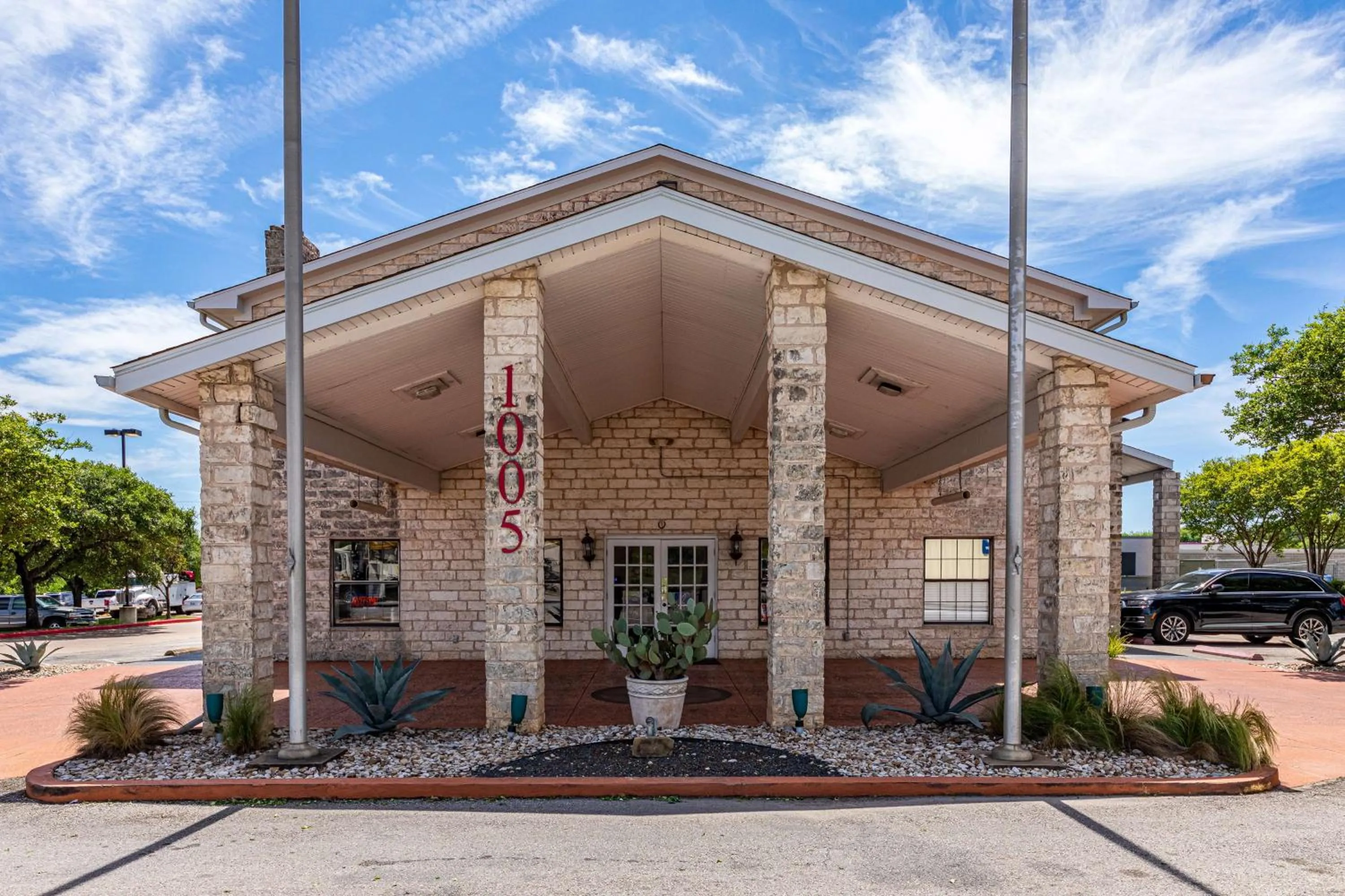 Property building in Motel 6-Georgetown, TX