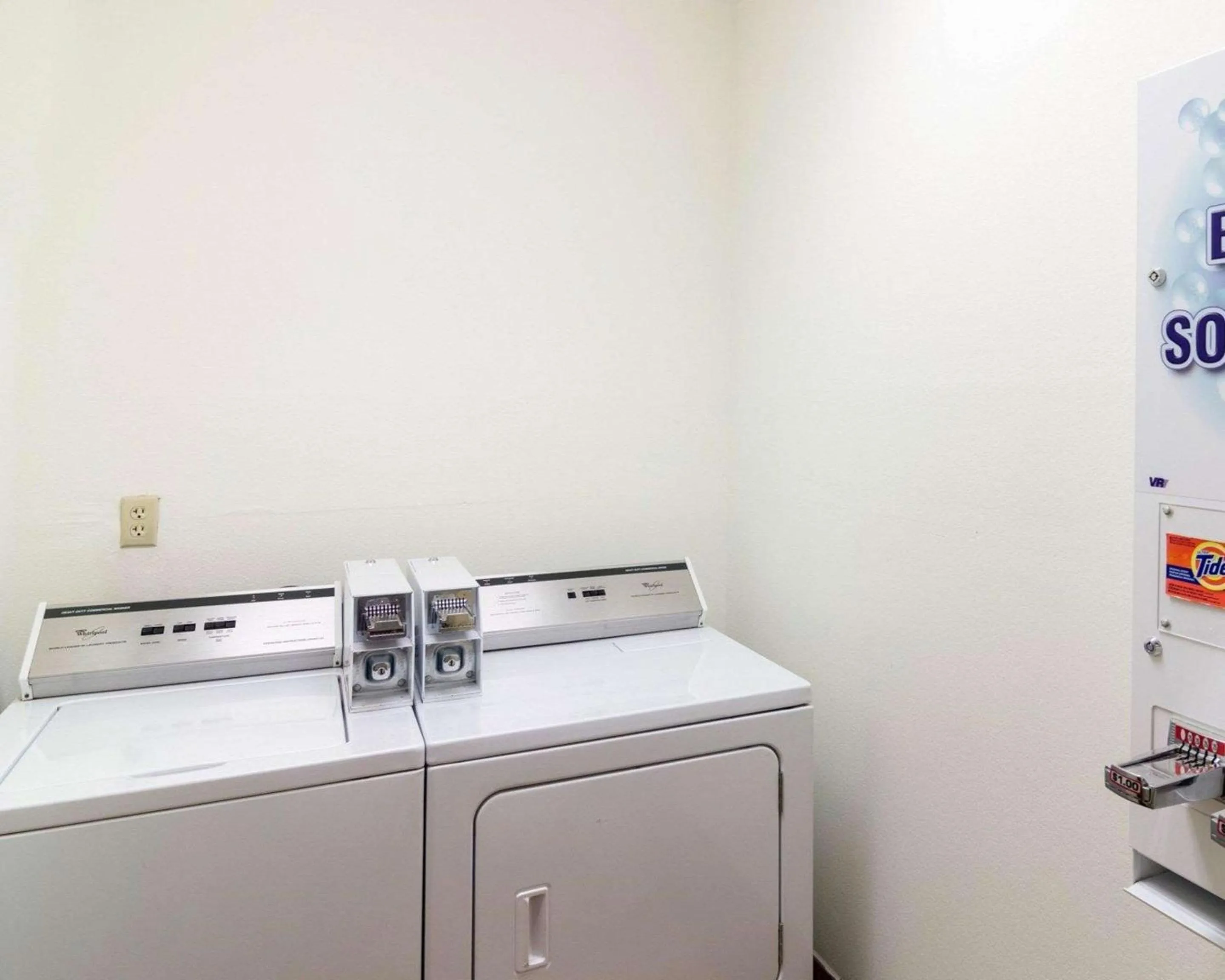 laundry in Quality Suites Midland North Loop 250