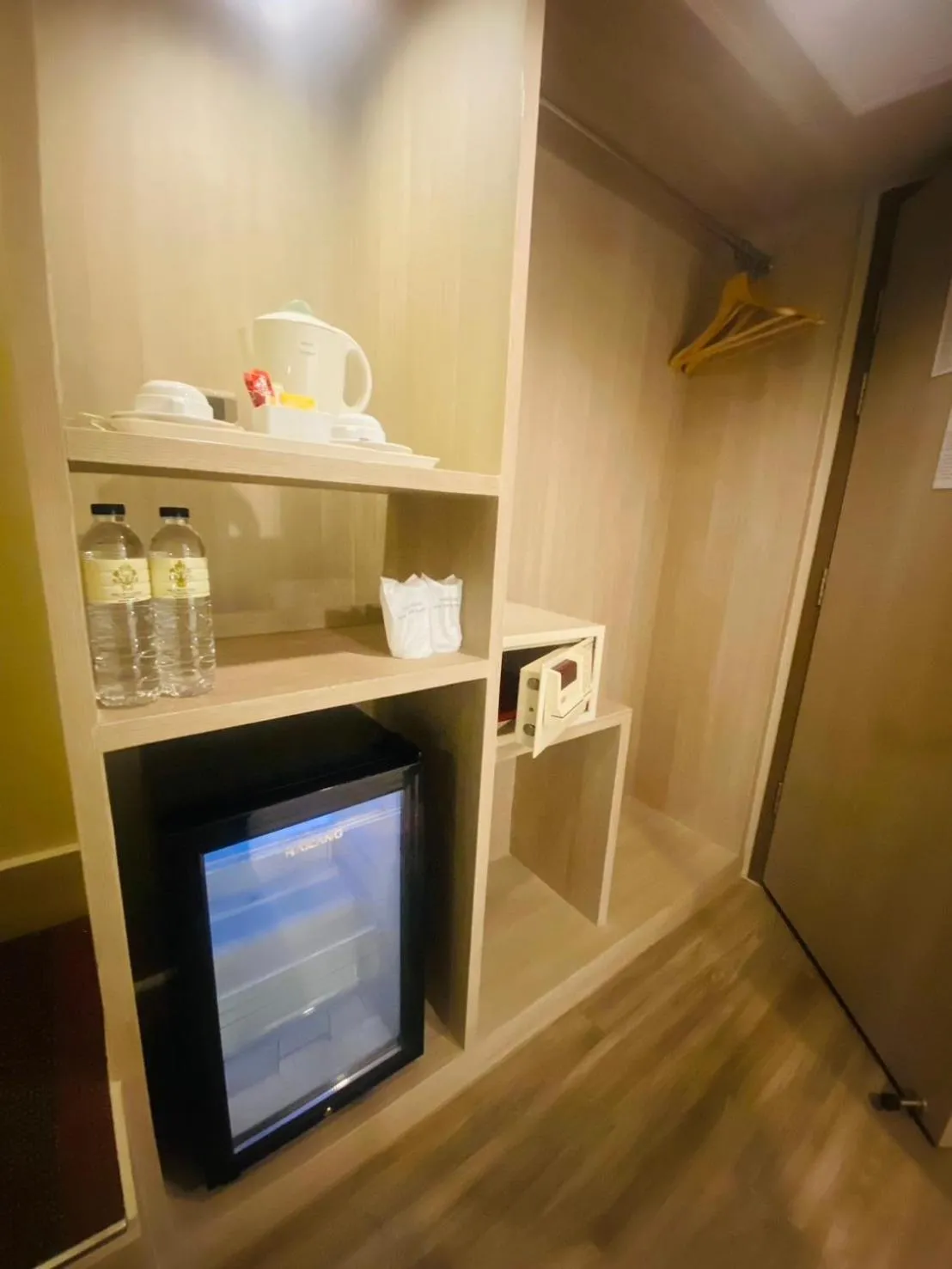 Gold Orchid Bangkok Hotel