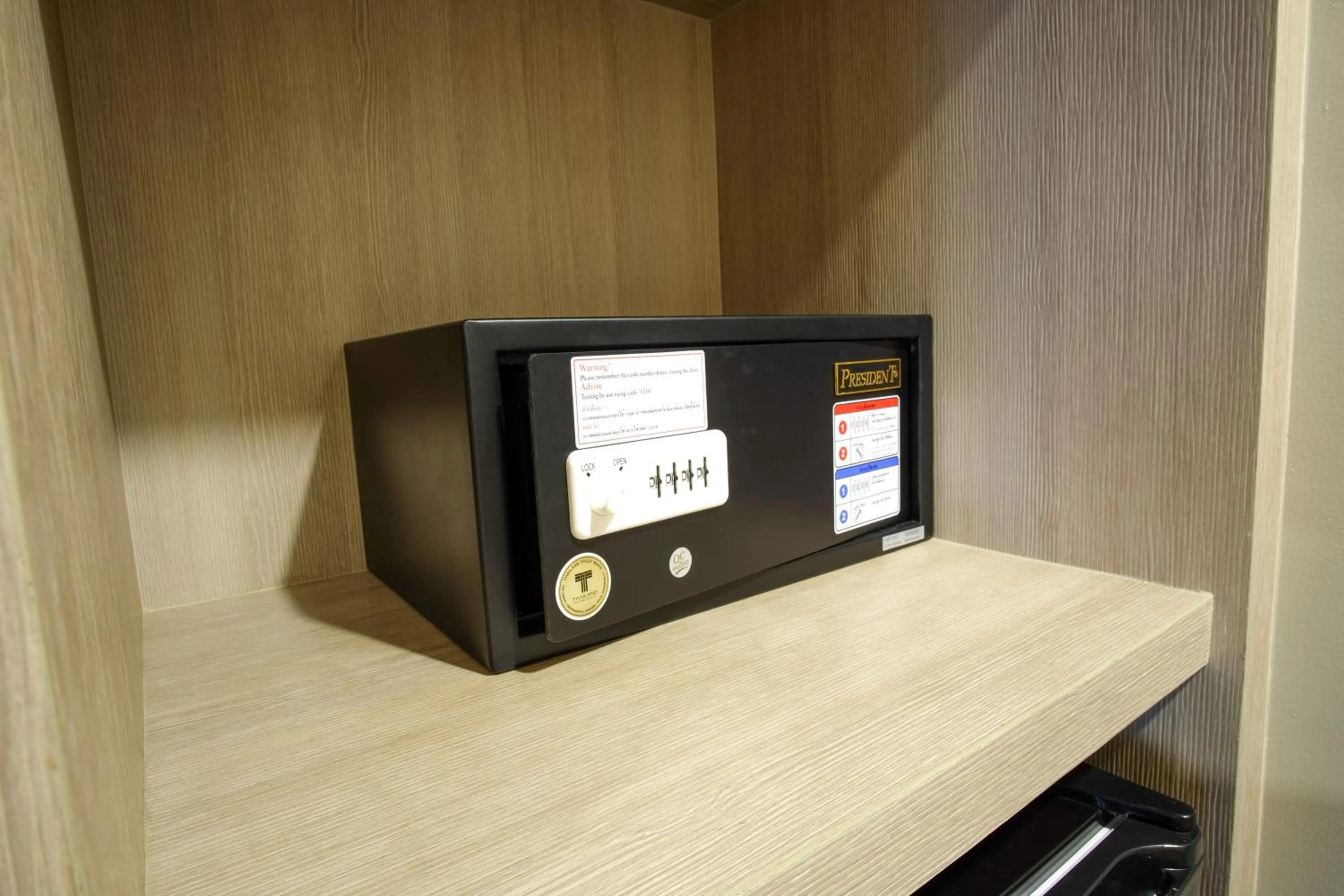 Gold Orchid Bangkok Hotel