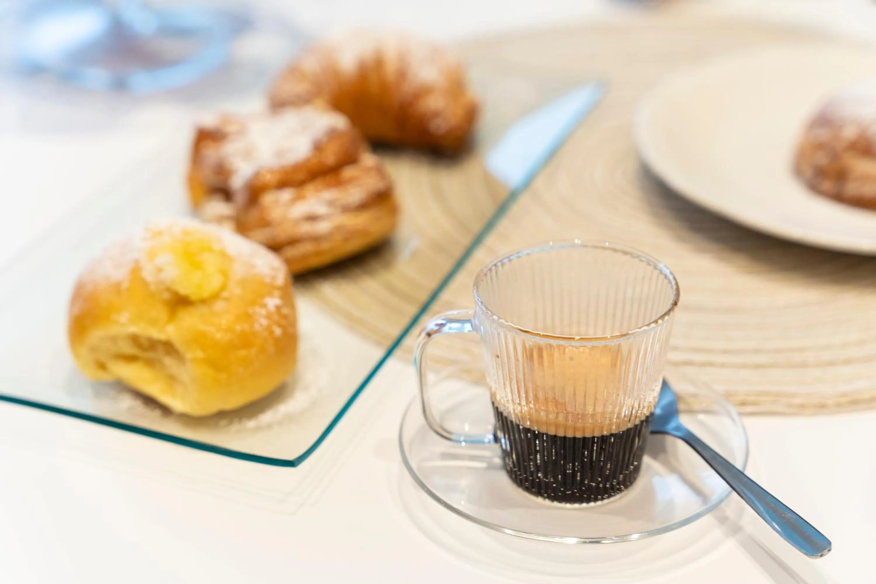 Food and drinks in Crescent Moon