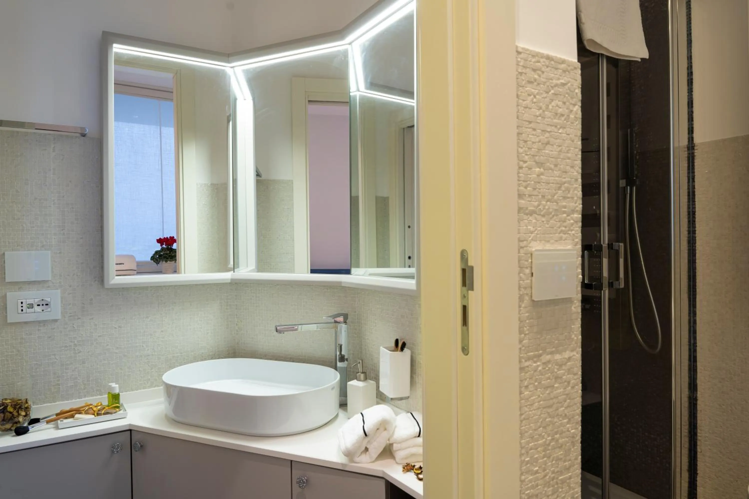 Bathroom in Crescent Moon