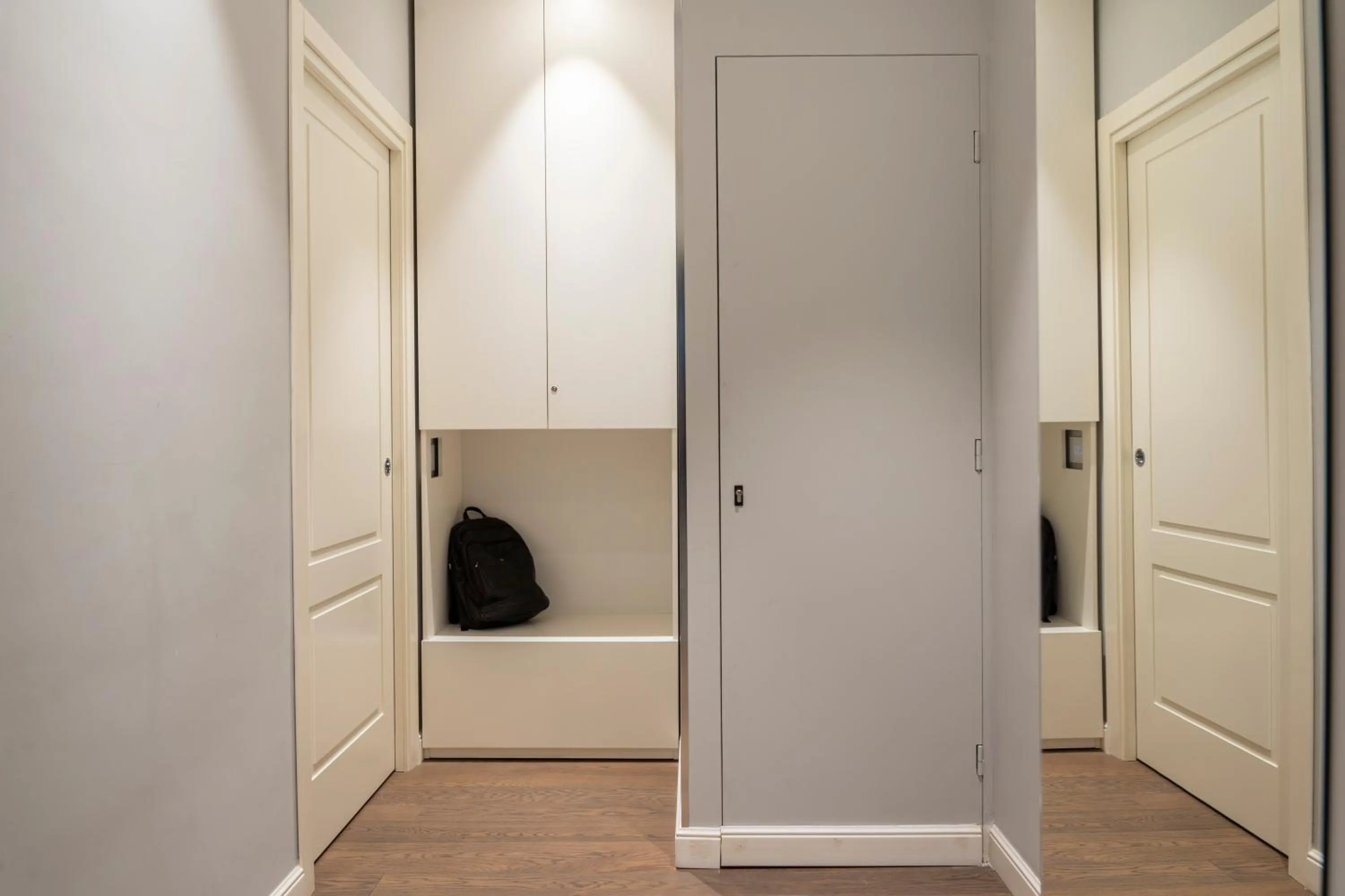 Facade/entrance in Crescent Moon