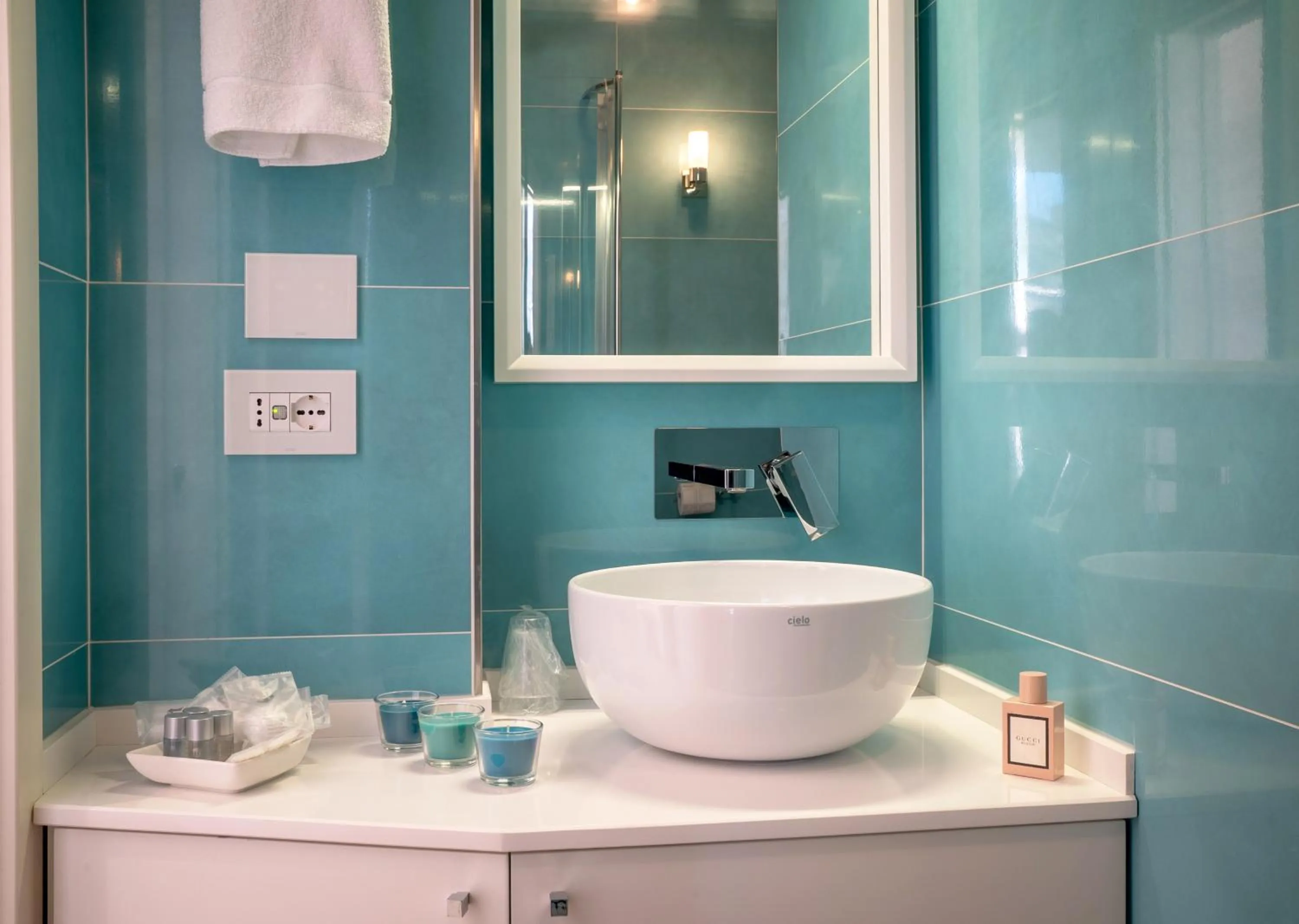 Bathroom in Crescent Moon