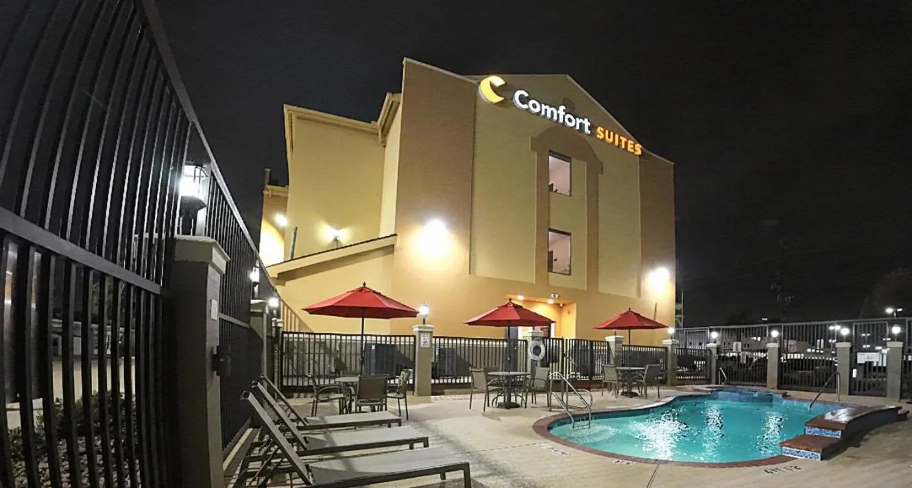 Comfort Suites Westchase Houston Energy Corridor