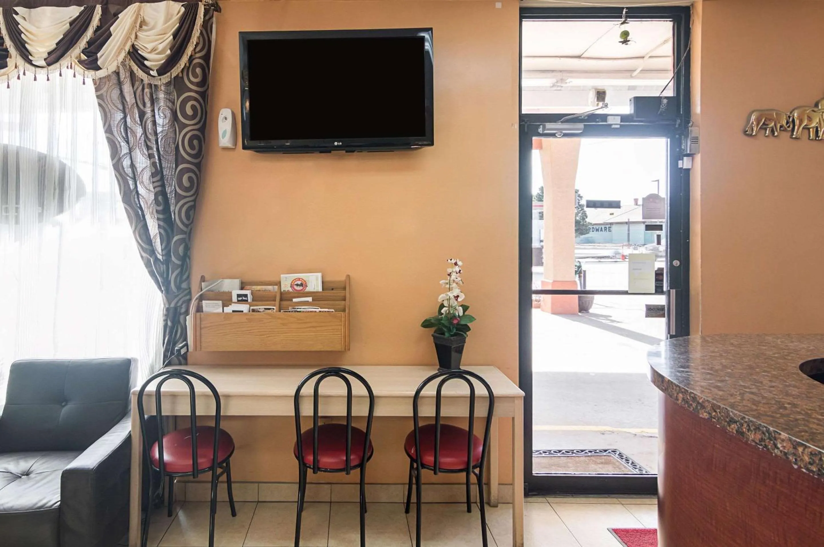 Lobby or reception in Econo Lodge Dalhart Hwy 54 - Hwy 287