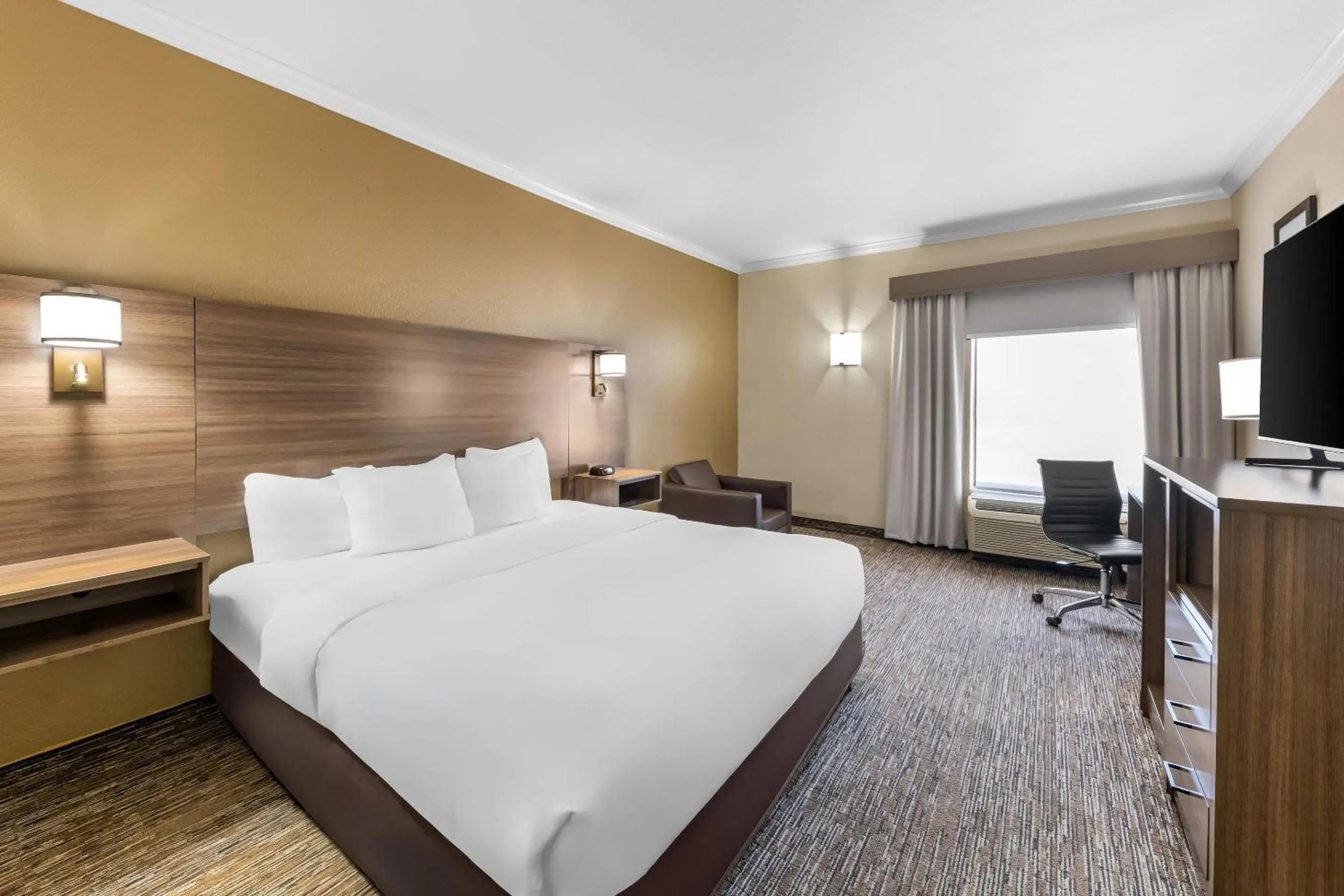 Bedroom, Bed in Comfort Inn Corsicana East