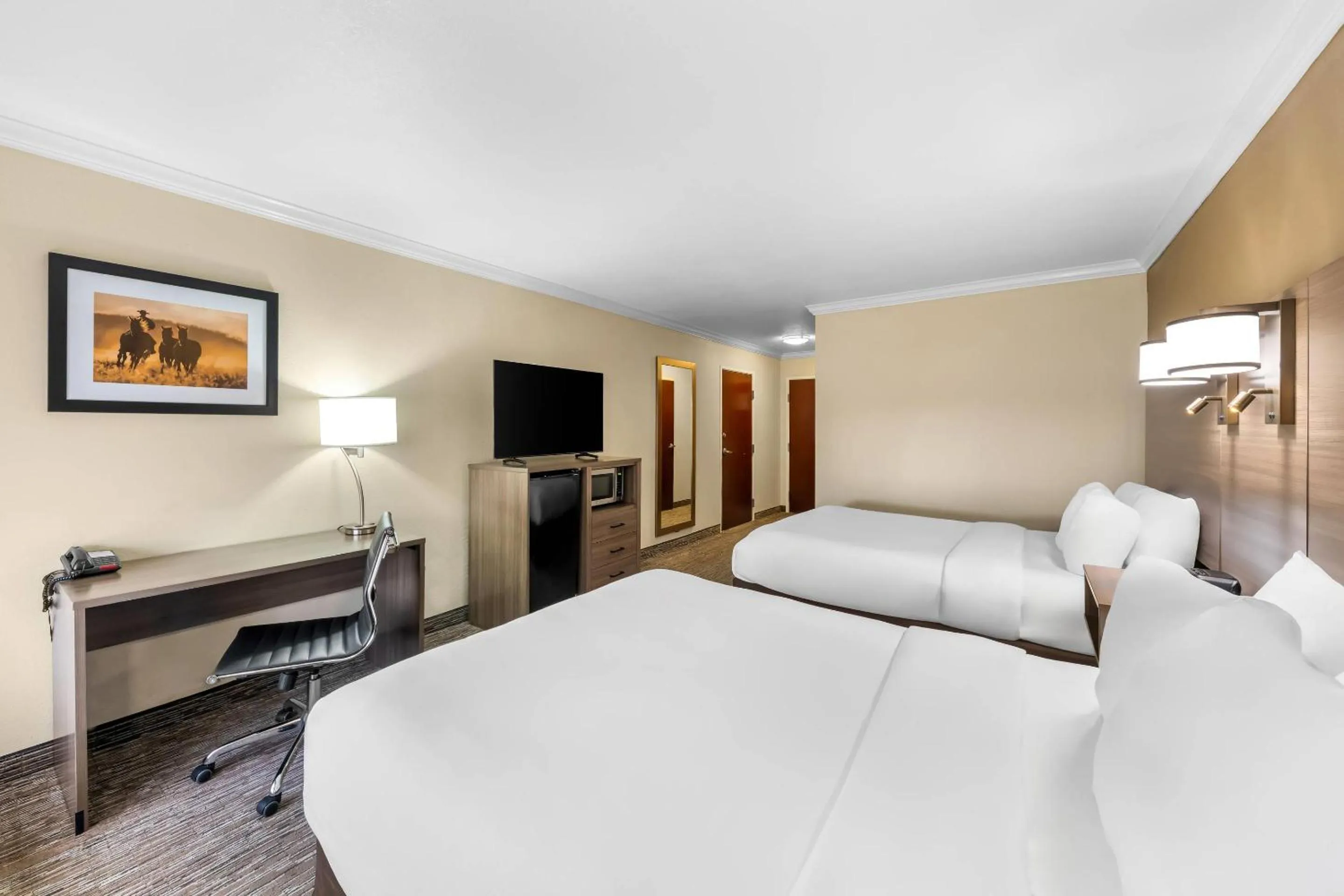 Bedroom, Bed in Comfort Inn Corsicana East