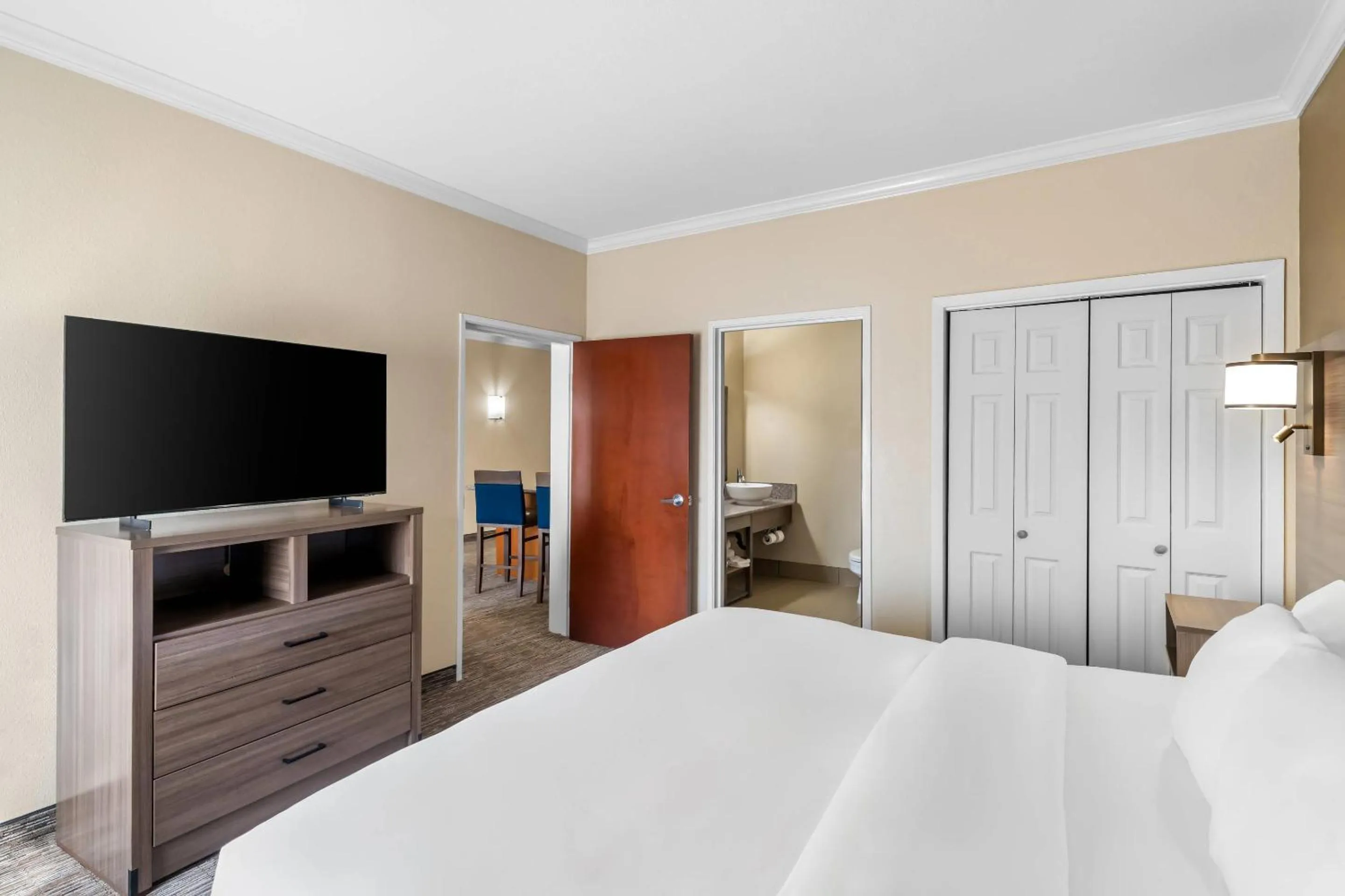 Bedroom, Bed in Comfort Inn Corsicana East