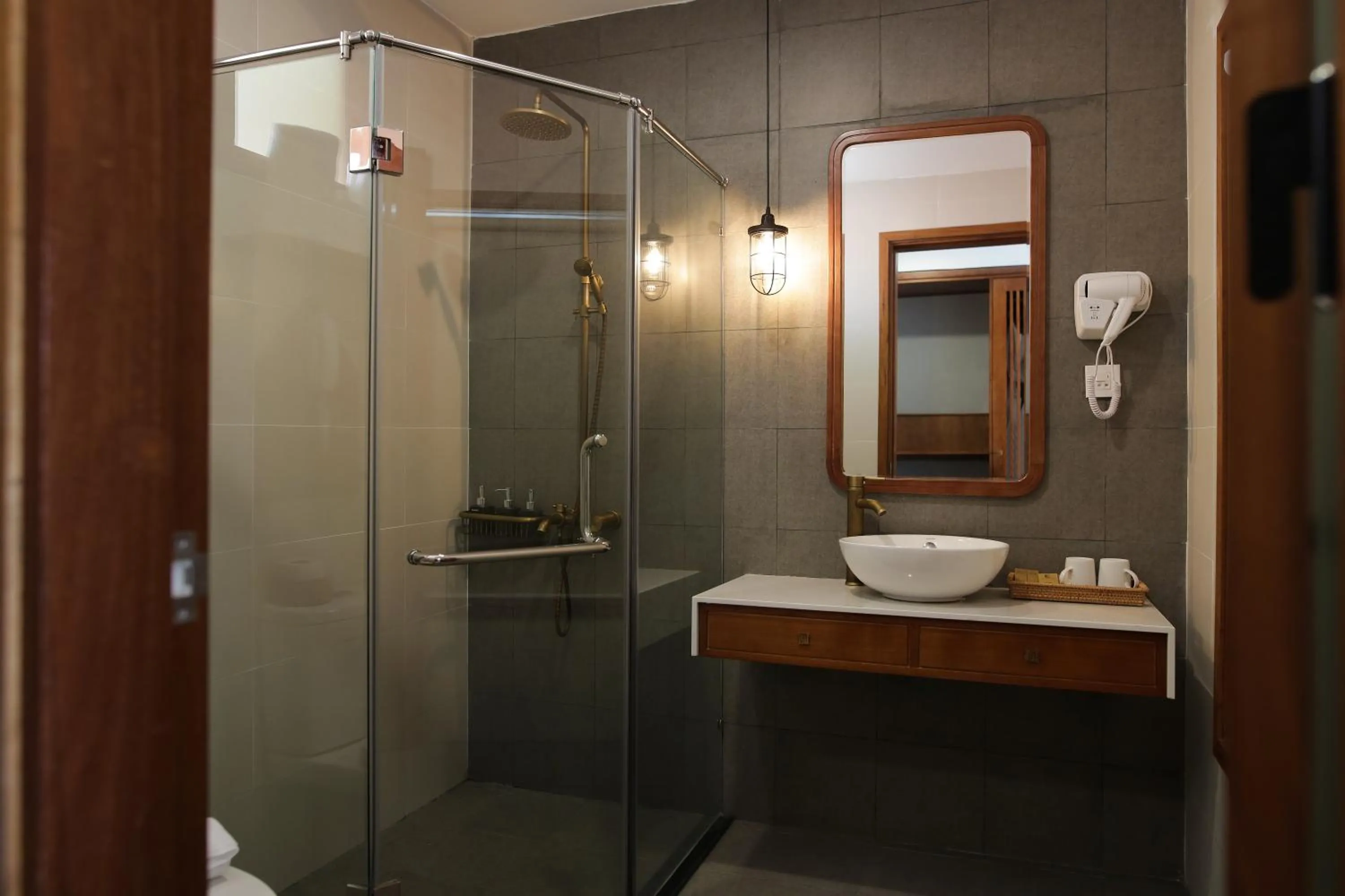 Shower in Hoian Tranquil Lodge - Chon Binh Yen