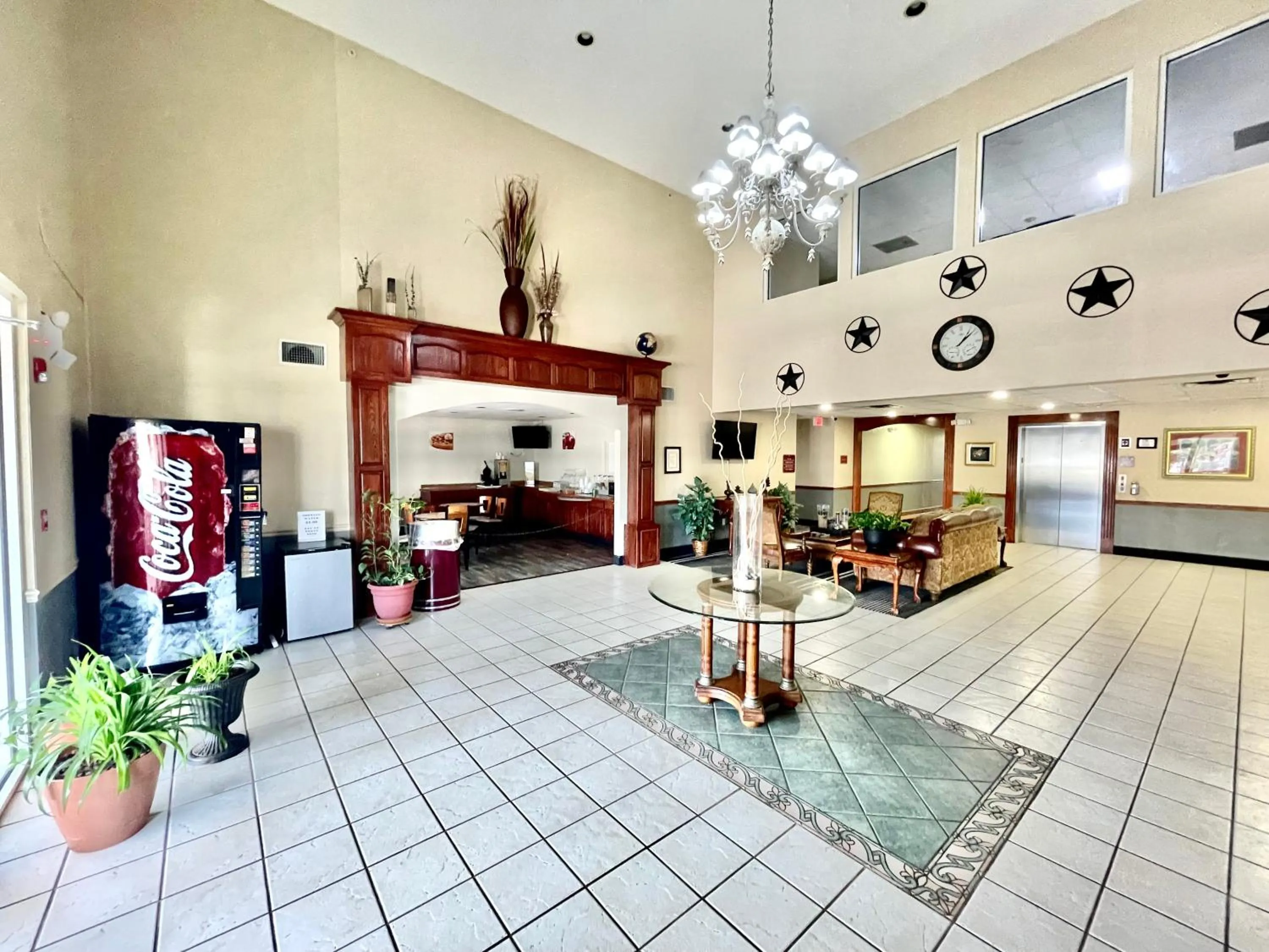 Lobby or reception in FairBridge Inn & Suites Cleburne