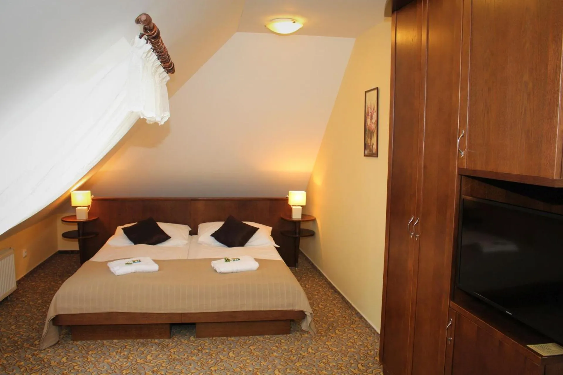 Photo of the whole room, Bed in Zámecký Hotel Zlatý Orel