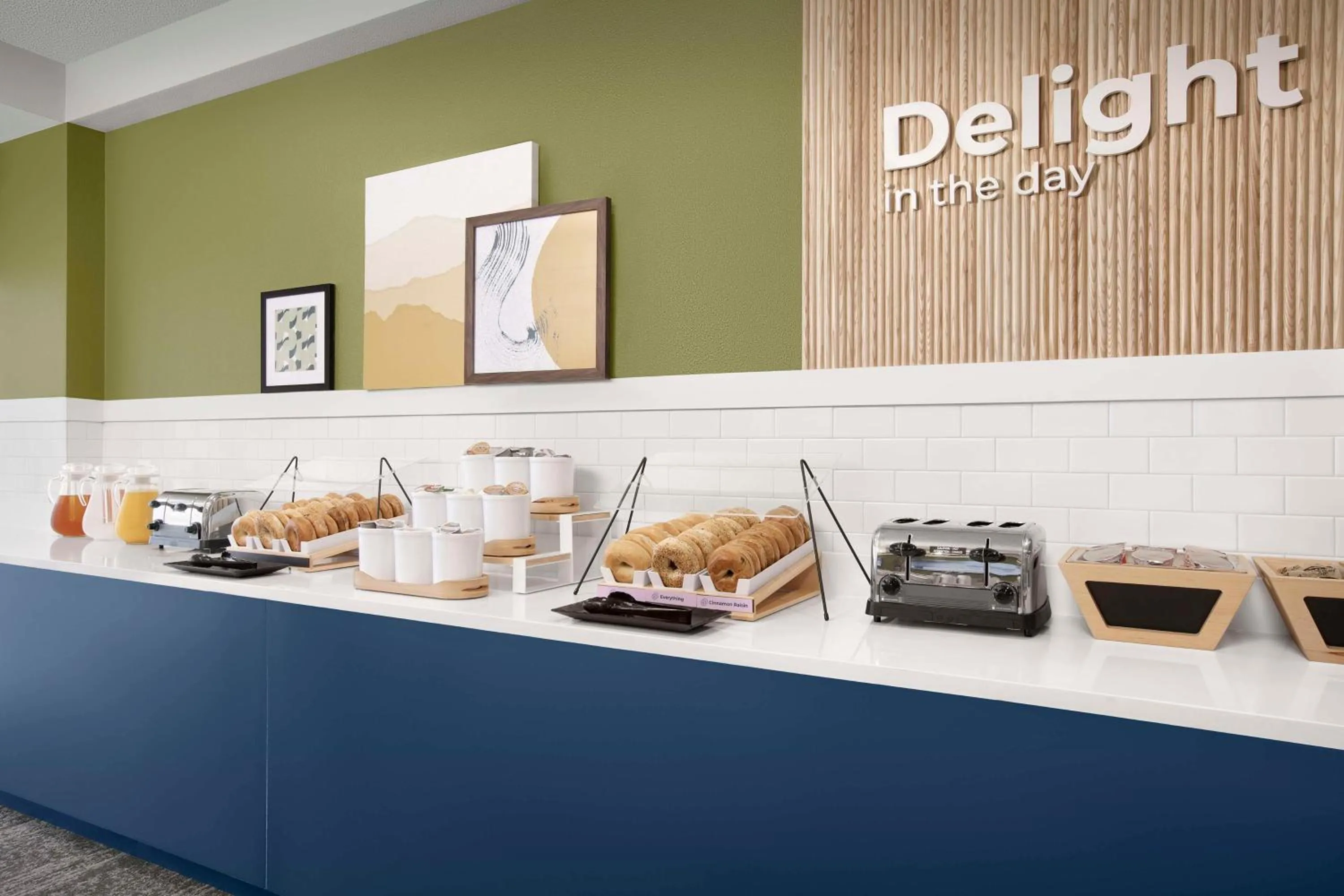 Breakfast in Quality Inn San Antonio Fiesta at Six Flags