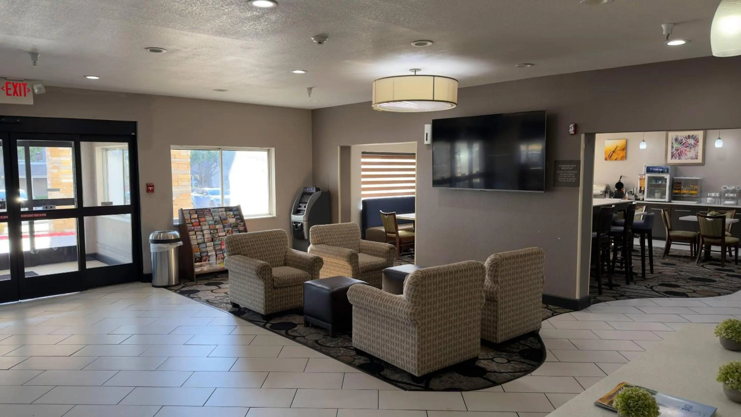 Lobby or reception in Comfort Suites Lewisville - Dallas