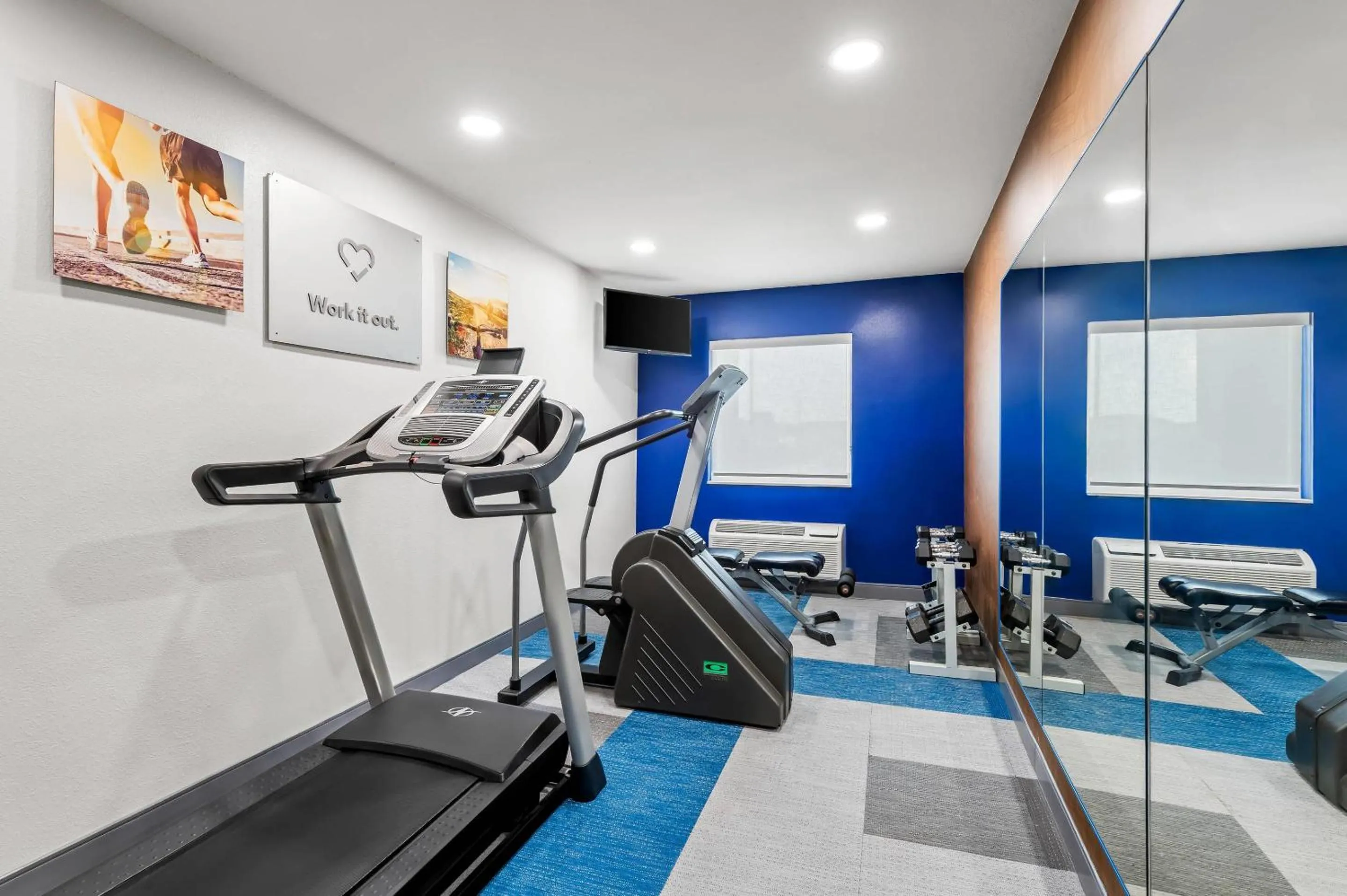 Fitness centre/facilities in Comfort Suites Longview North